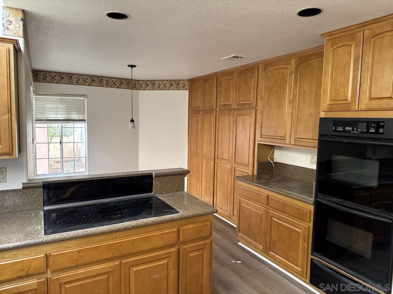 Detail Gallery Image 9 of 35 For 12159  Caminito Corriente, San Diego,  CA 92128 - 4 Beds | 2/1 Baths