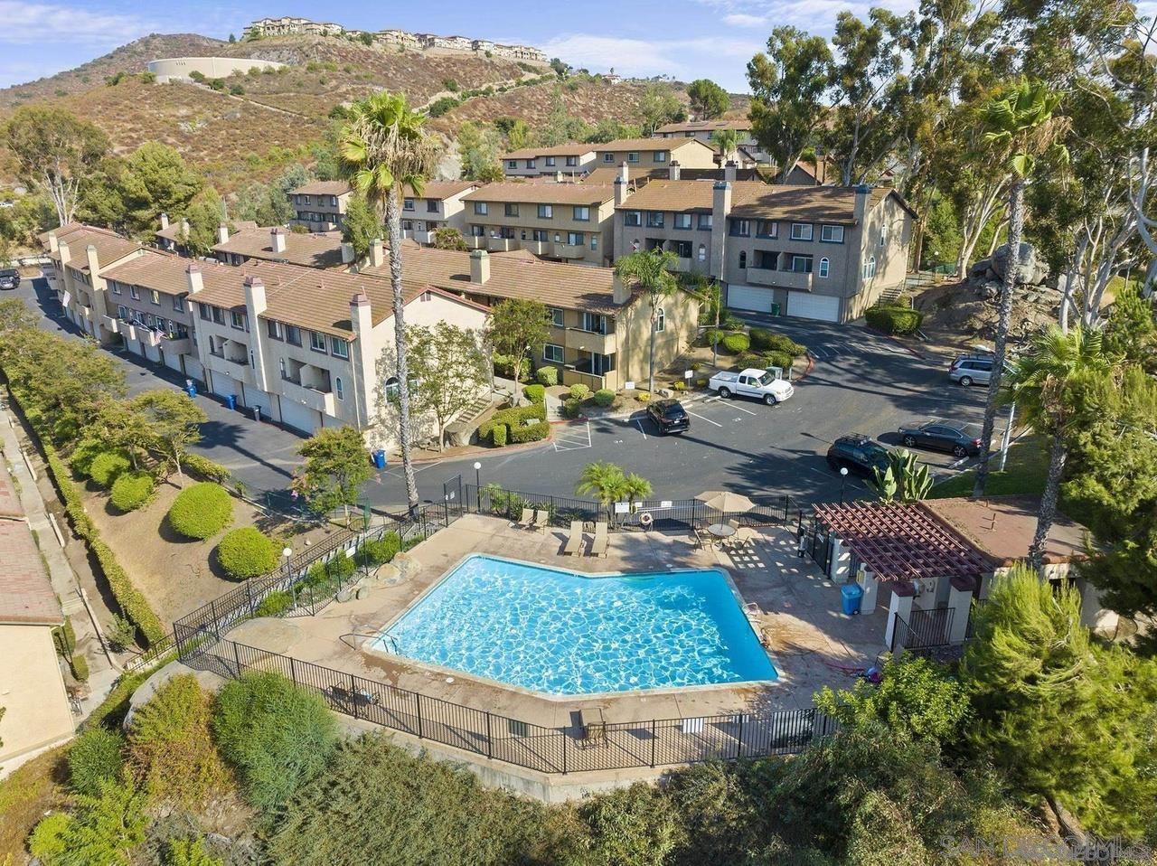 Front Image Thumbnail for SD260001645