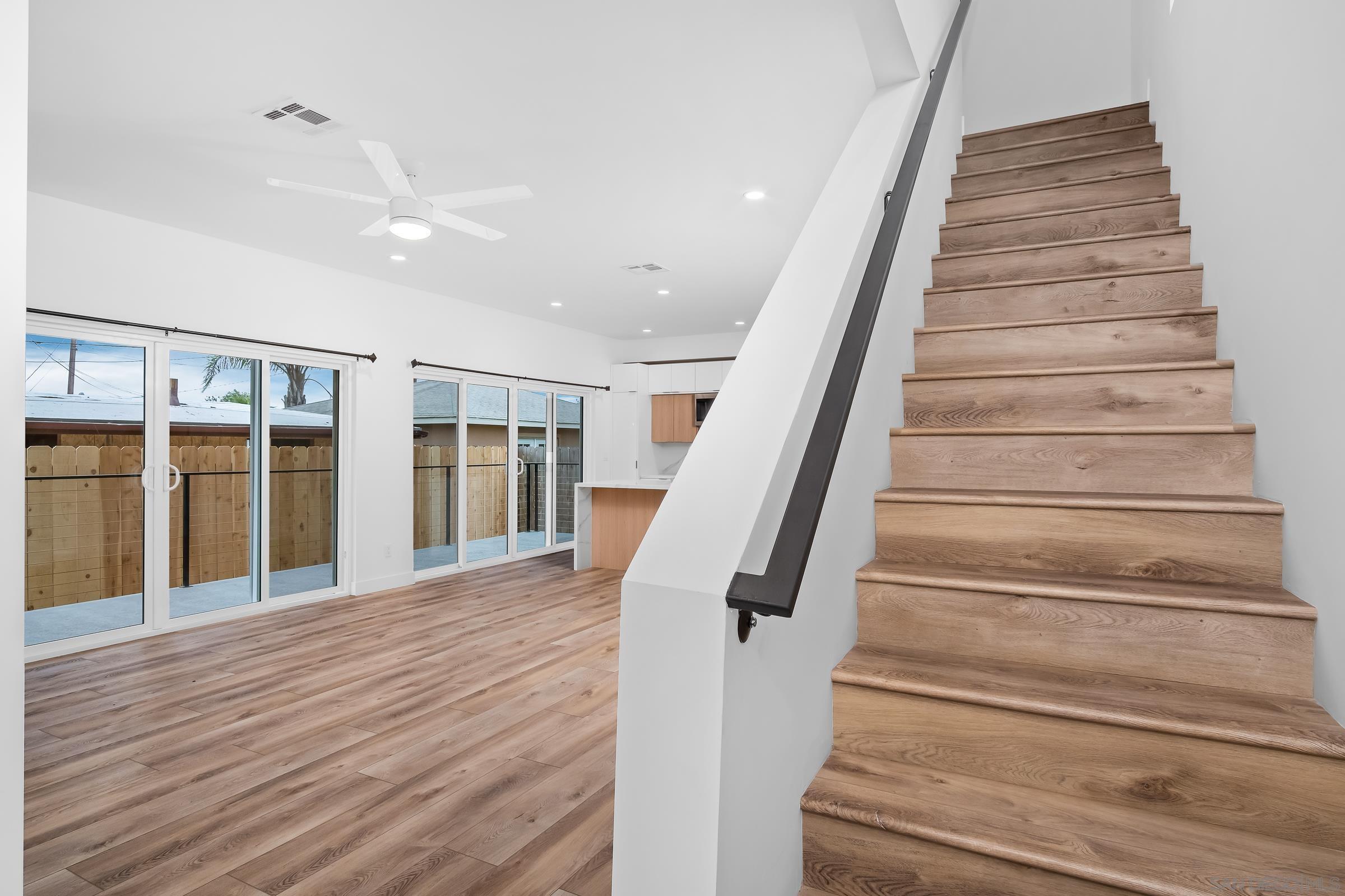 Detail Gallery Image 4 of 29 For 5230-32  Rincon St, San Diego,  CA 92115 - – Beds | – Baths