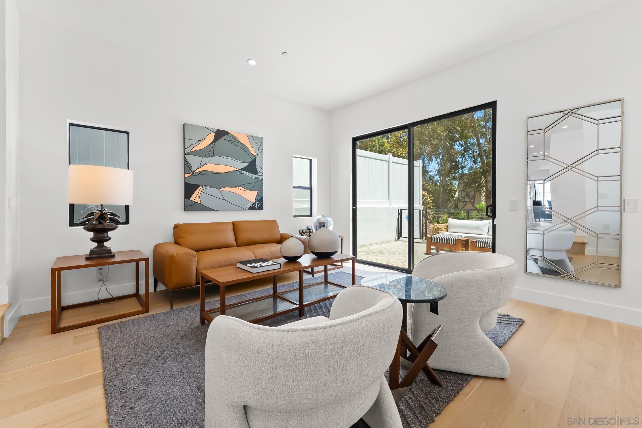 Detail Gallery Image 11 of 41 For 1032  Pennsylvania Avenue, San Diego,  CA 92103 - 4 Beds | 3/2 Baths