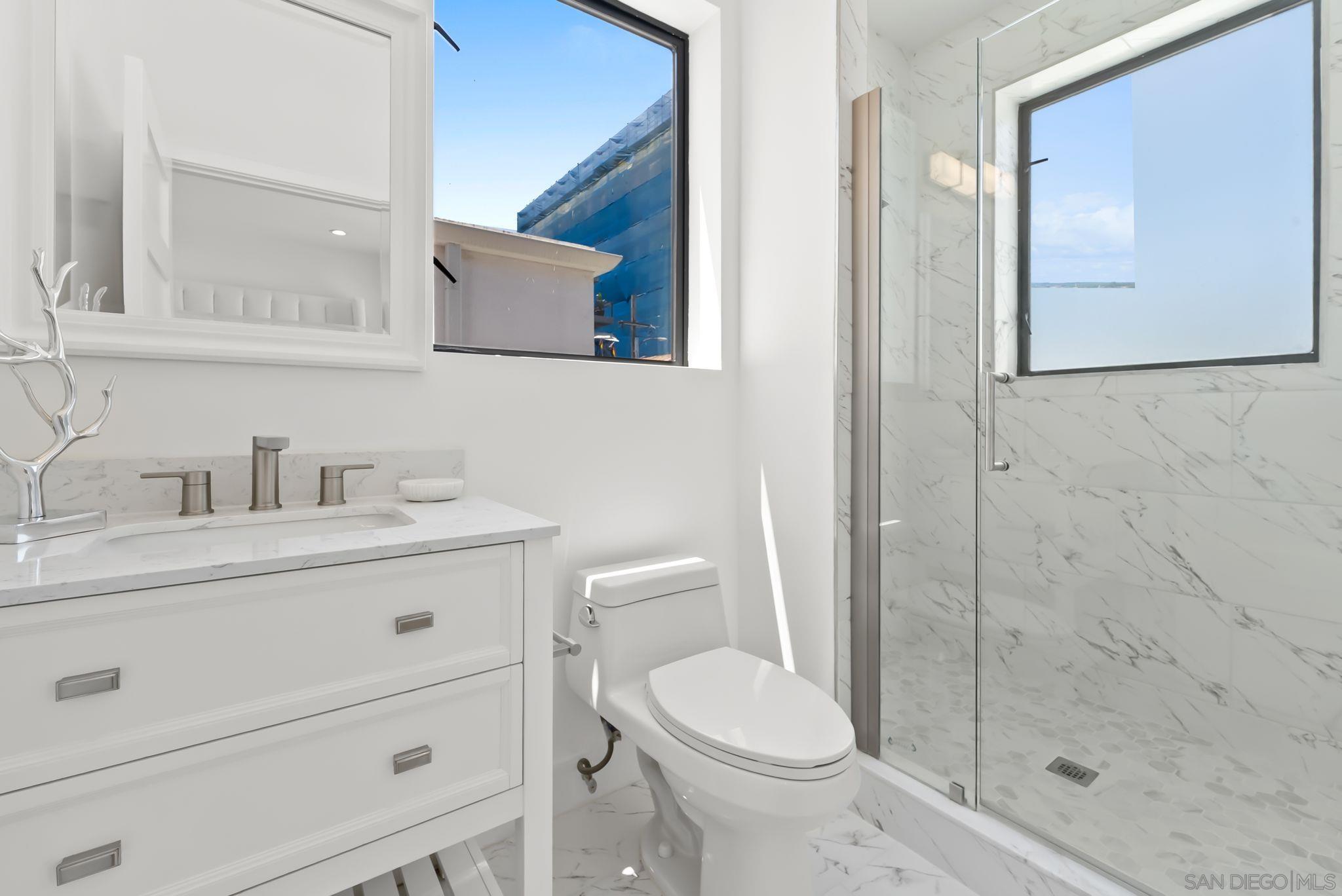 Detail Gallery Image 23 of 41 For 1032  Pennsylvania Avenue, San Diego,  CA 92103 - 4 Beds | 3/2 Baths