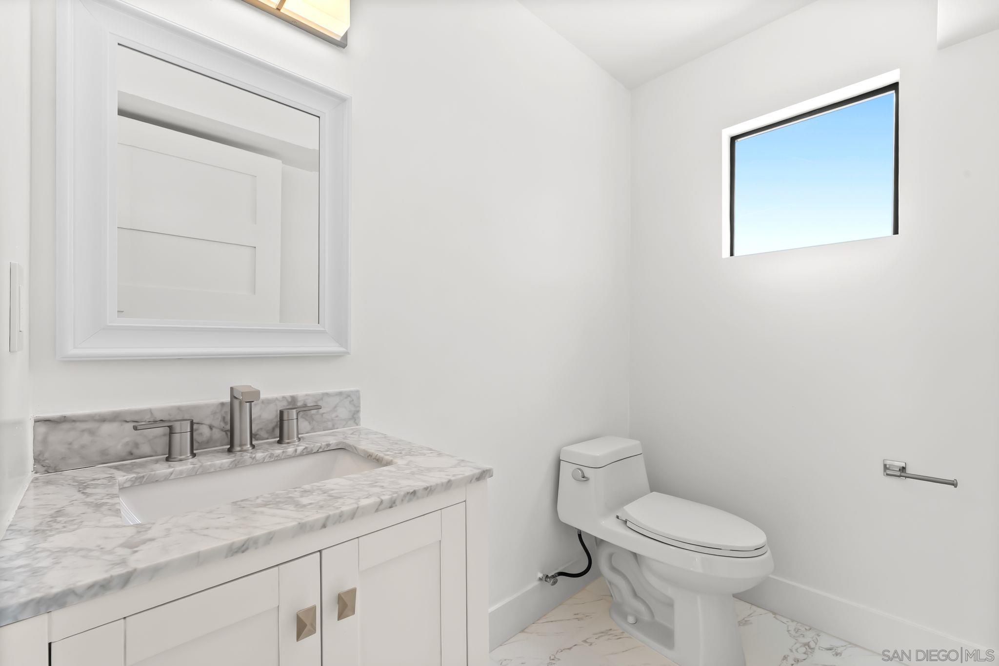 Detail Gallery Image 37 of 41 For 1032  Pennsylvania Avenue, San Diego,  CA 92103 - 4 Beds | 3/2 Baths