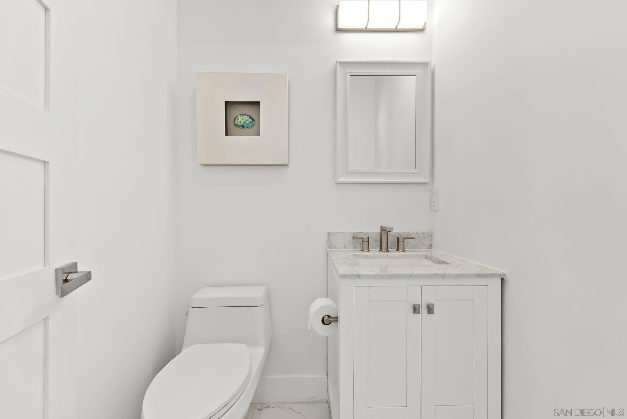 Detail Gallery Image 18 of 41 For 1034  Pennsylvania Avenue, San Diego,  CA 92103 - 4 Beds | 3/2 Baths