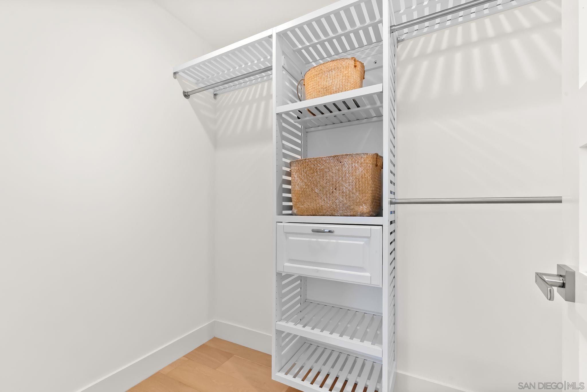 Detail Gallery Image 32 of 41 For 1034  Pennsylvania Avenue, San Diego,  CA 92103 - 4 Beds | 3/2 Baths