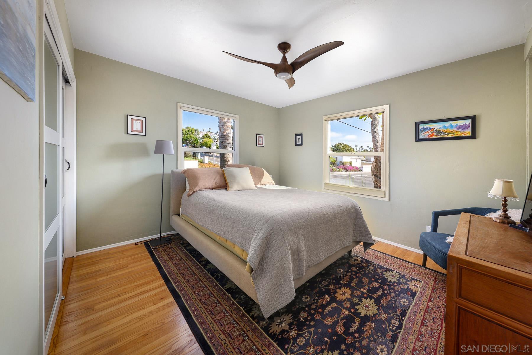 Detail Gallery Image 11 of 36 For 4506  Point Loma Ave, San Diego,  CA 92107 - 4 Beds | 3 Baths