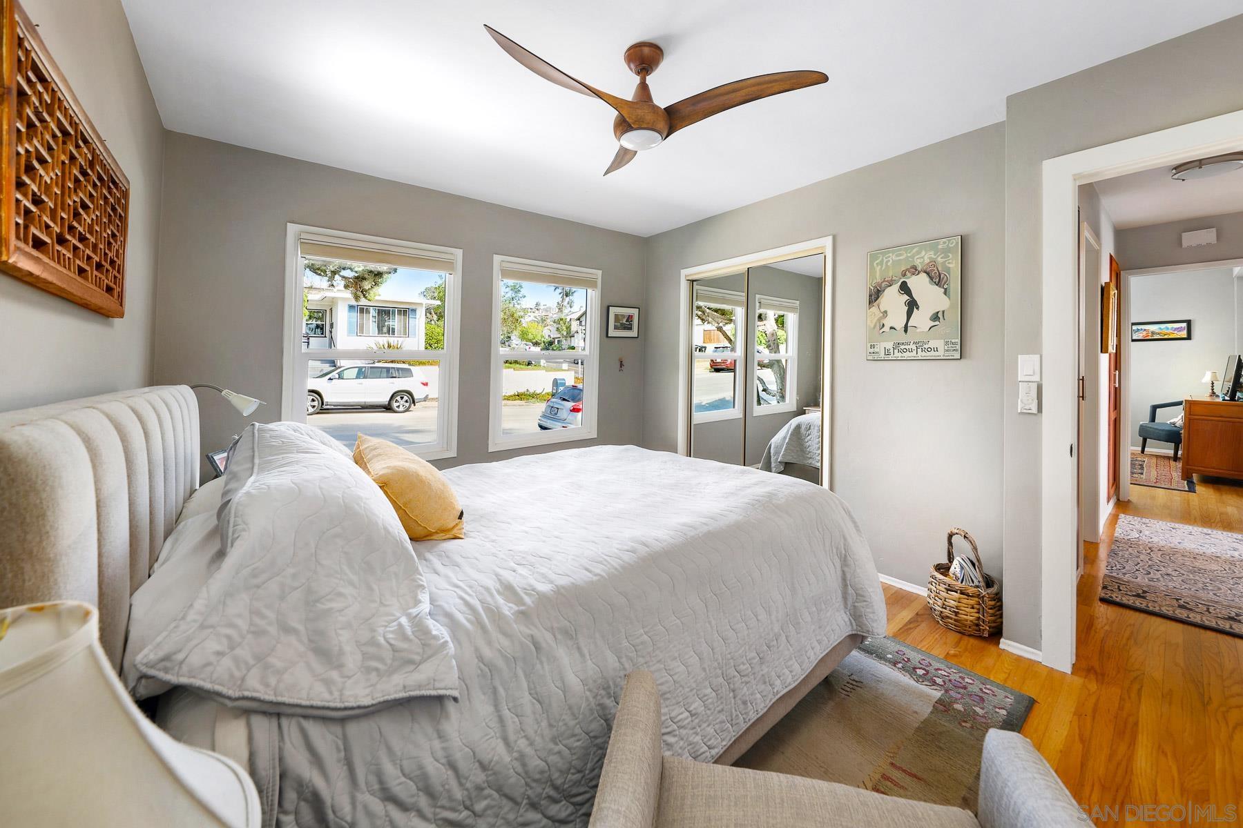 Detail Gallery Image 13 of 36 For 4506  Point Loma Ave, San Diego,  CA 92107 - 4 Beds | 3 Baths