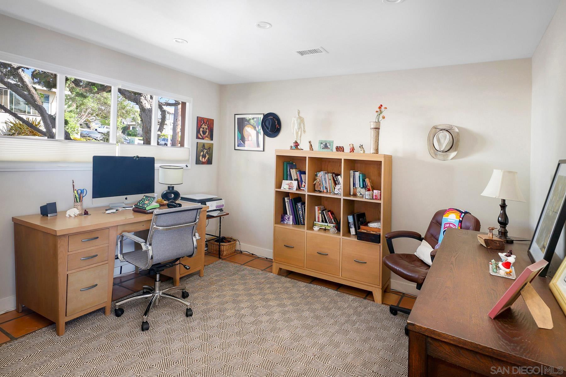 Detail Gallery Image 26 of 36 For 4506  Point Loma Ave, San Diego,  CA 92107 - 4 Beds | 3 Baths