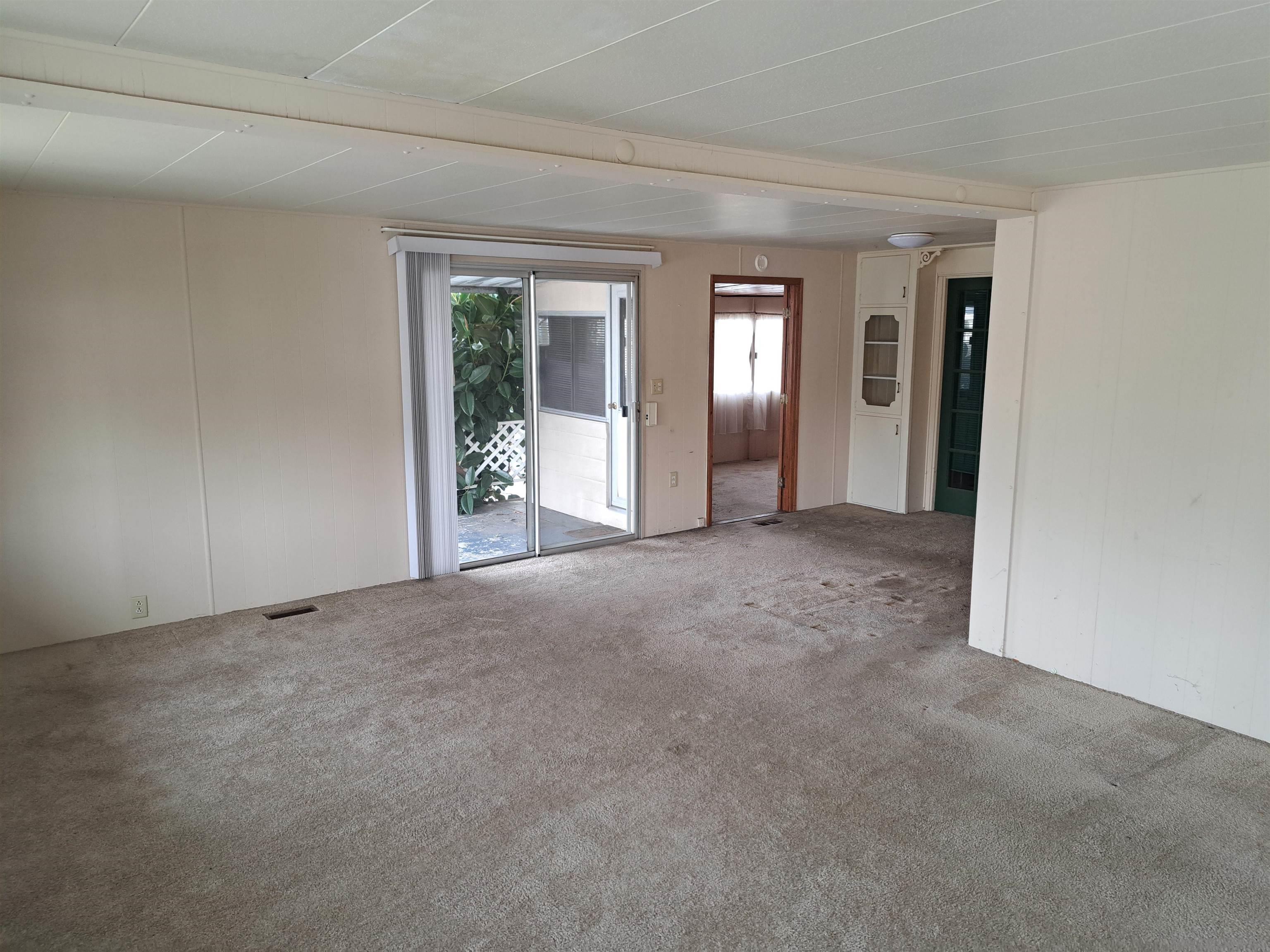 Detail Gallery Image 6 of 22 For 2  Bahia Ln, Oceanside,  CA 92058 - 2 Beds | 2 Baths