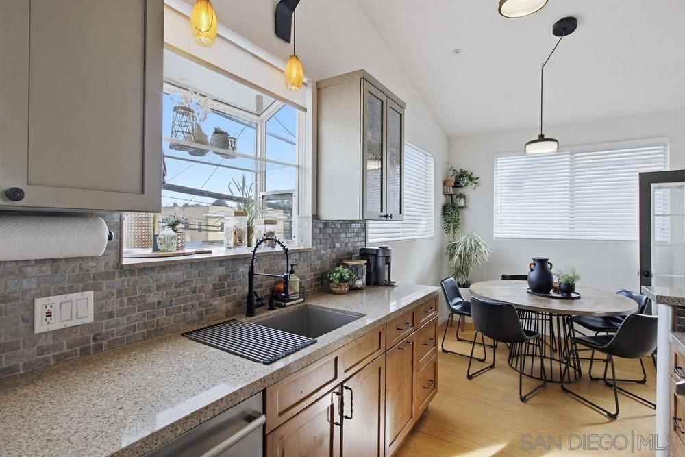 Detail Gallery Image 11 of 42 For 3617  4th Ave  #6,  San Diego,  CA 92103 - 2 Beds | 2 Baths