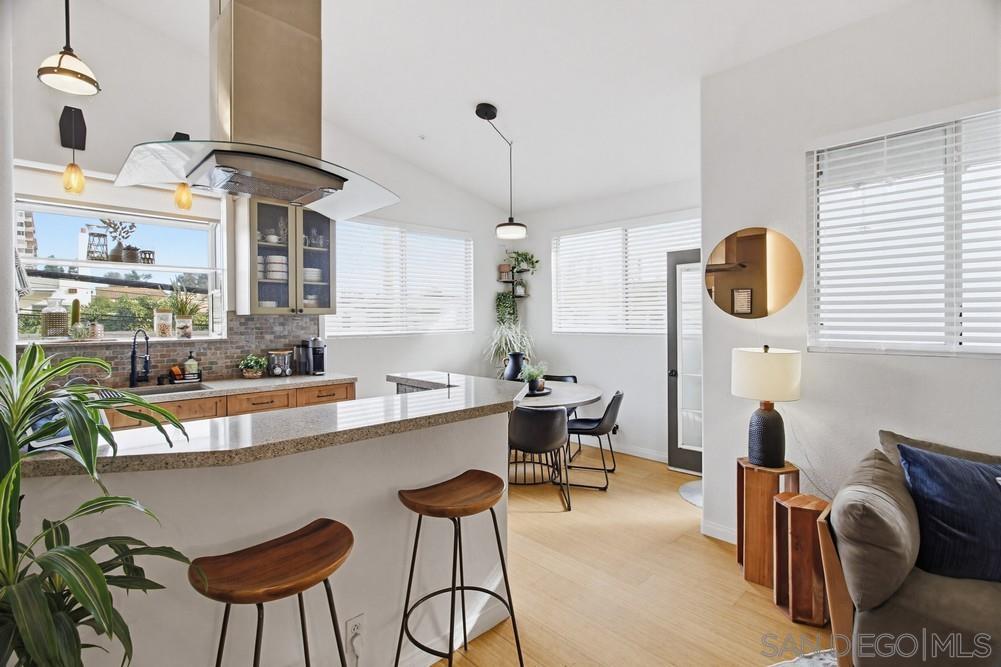 Detail Gallery Image 6 of 42 For 3617  4th Ave  #6,  San Diego,  CA 92103 - 2 Beds | 2 Baths