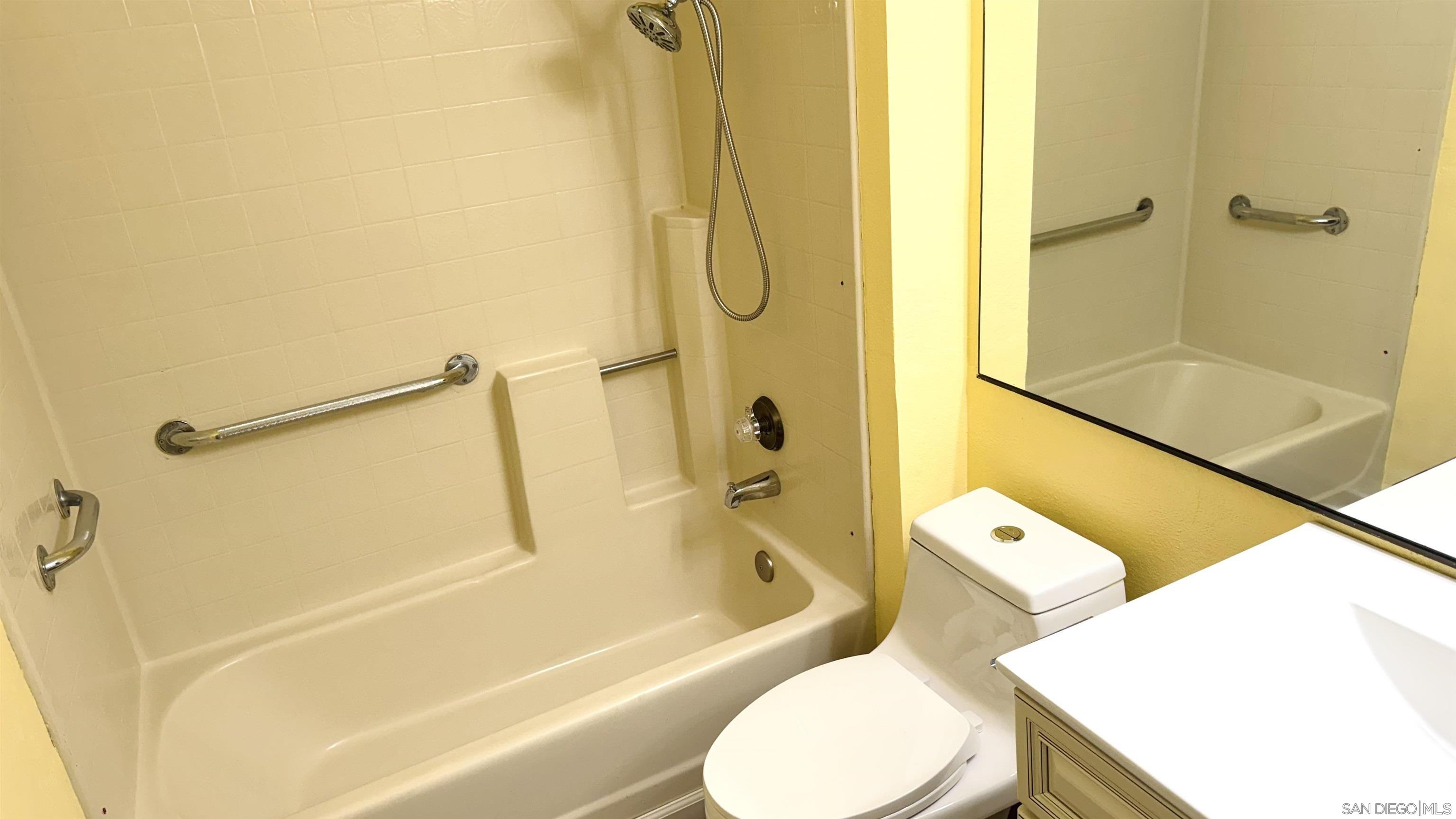 Detail Gallery Image 20 of 38 For 39607  Firethorn Court, Murrieta,  CA 92563 - 4 Beds | 2 Baths