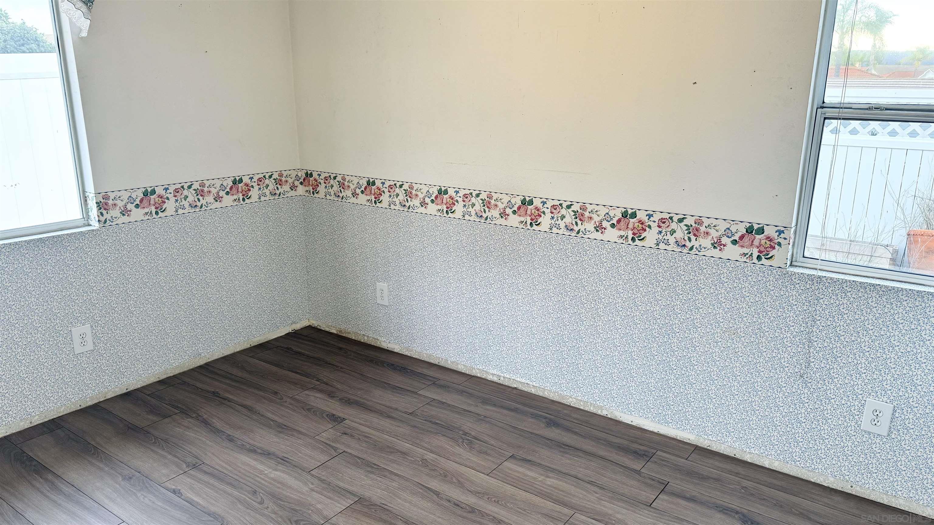 Detail Gallery Image 22 of 38 For 39607  Firethorn Court, Murrieta,  CA 92563 - 4 Beds | 2 Baths