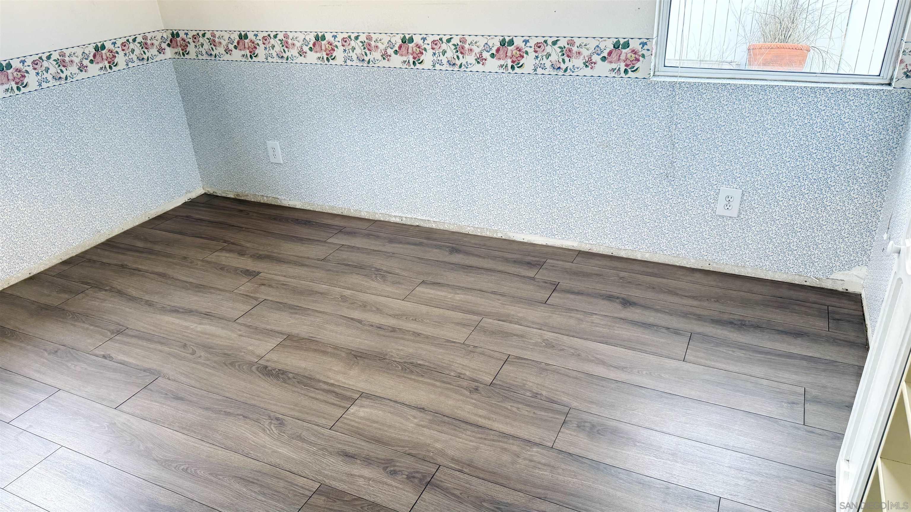 Detail Gallery Image 24 of 38 For 39607  Firethorn Court, Murrieta,  CA 92563 - 4 Beds | 2 Baths