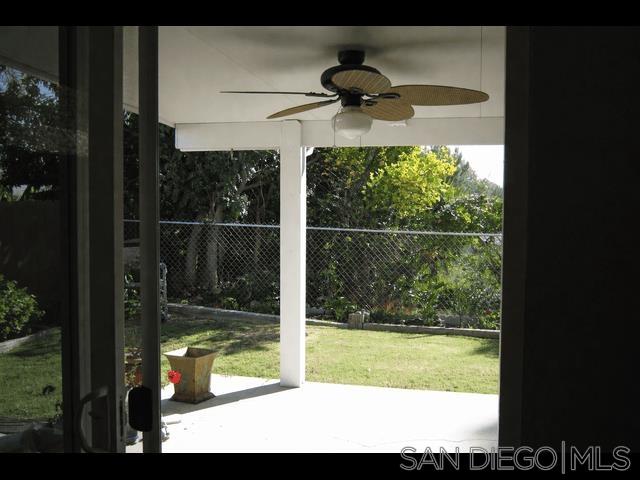 Detail Gallery Image 5 of 7 For 220  Sandstone St, Chula Vista,  CA 91911 - 4 Beds | 2/1 Baths