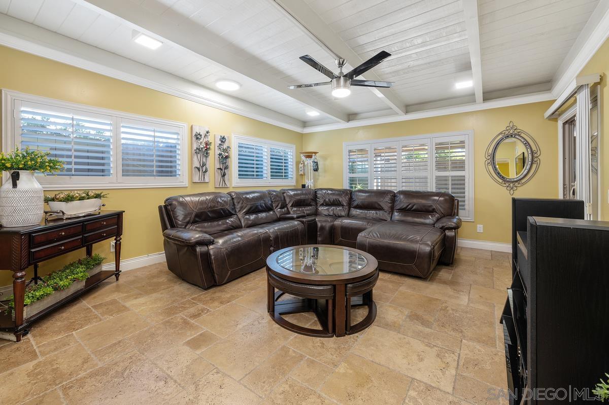 Detail Gallery Image 12 of 27 For 10343  Greenford Dr, San Diego,  CA 92126 - 4 Beds | 2 Baths