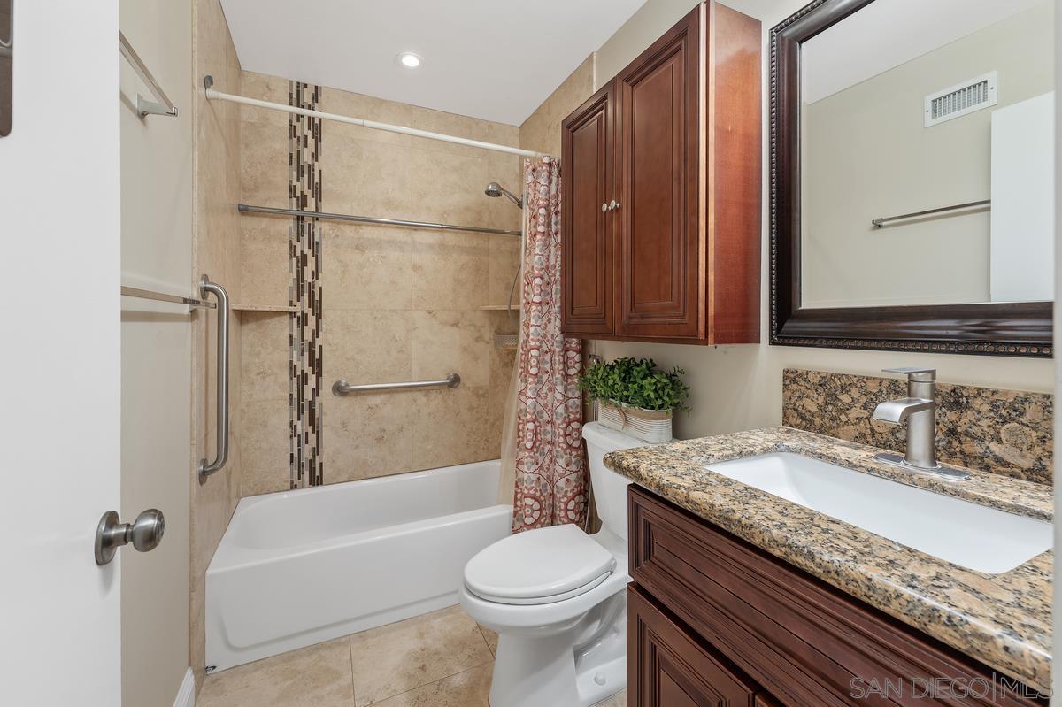 Detail Gallery Image 15 of 27 For 10343  Greenford Dr, San Diego,  CA 92126 - 4 Beds | 2 Baths