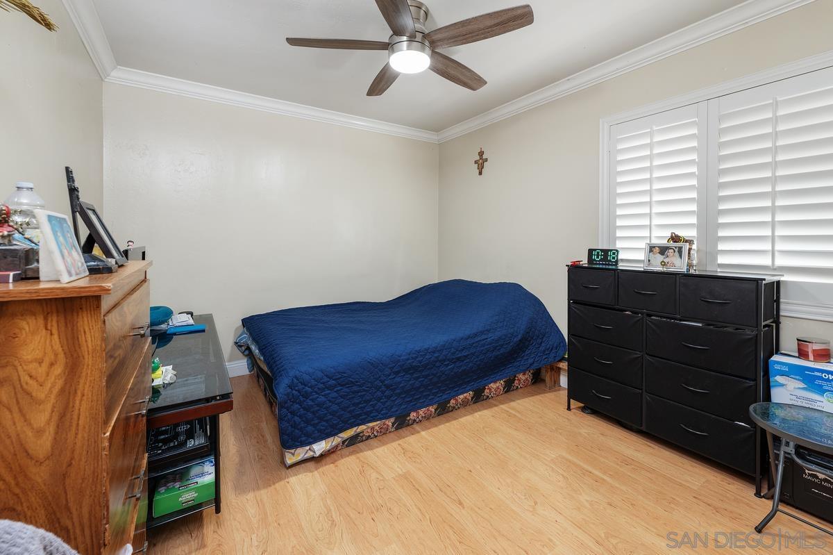 Detail Gallery Image 17 of 27 For 10343  Greenford Dr, San Diego,  CA 92126 - 4 Beds | 2 Baths