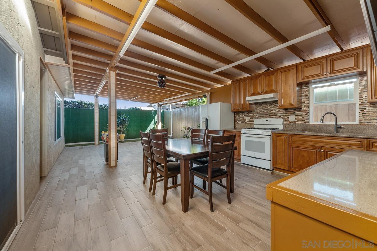 Detail Gallery Image 21 of 27 For 10343  Greenford Dr, San Diego,  CA 92126 - 4 Beds | 2 Baths