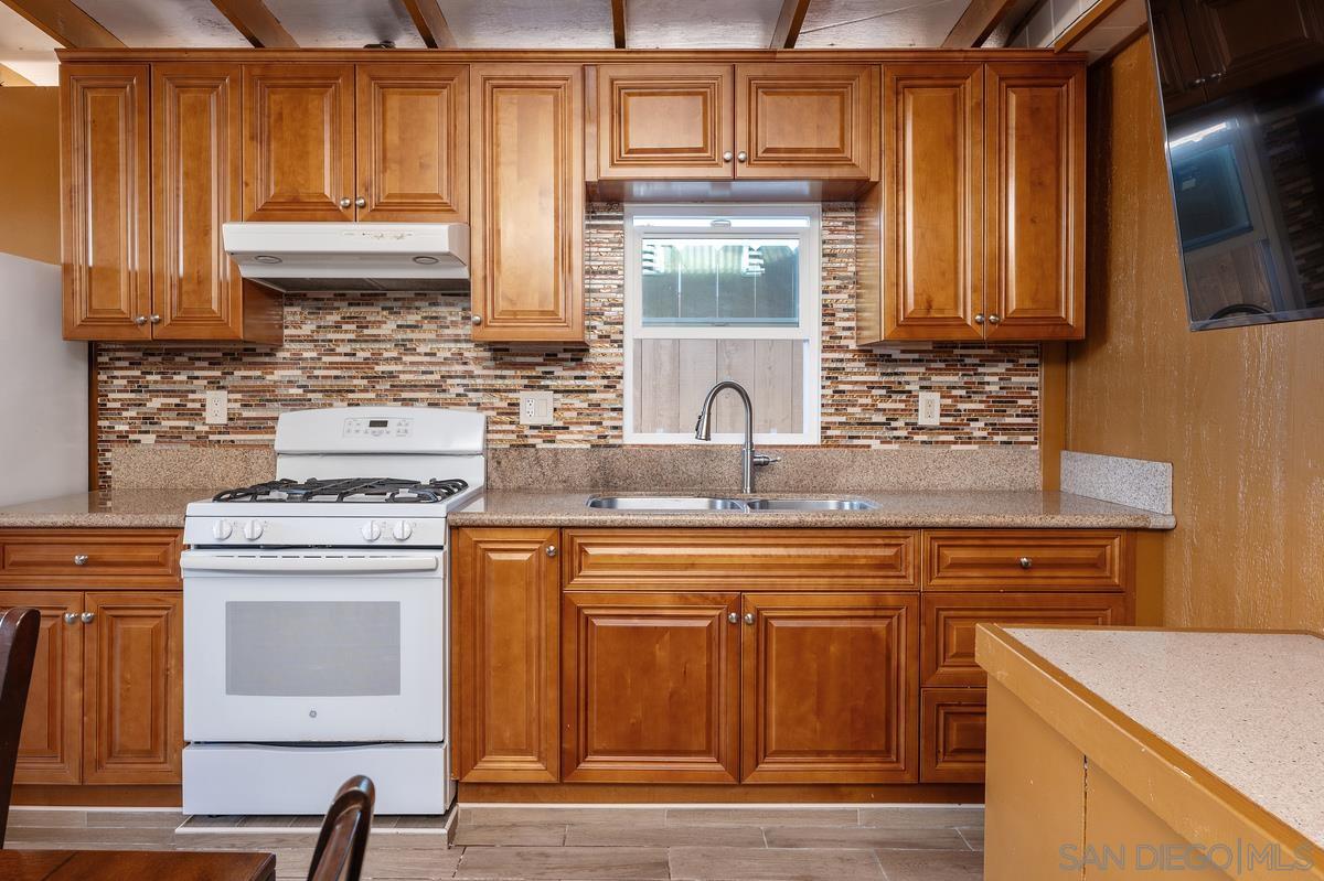 Detail Gallery Image 26 of 27 For 10343  Greenford Dr, San Diego,  CA 92126 - 4 Beds | 2 Baths