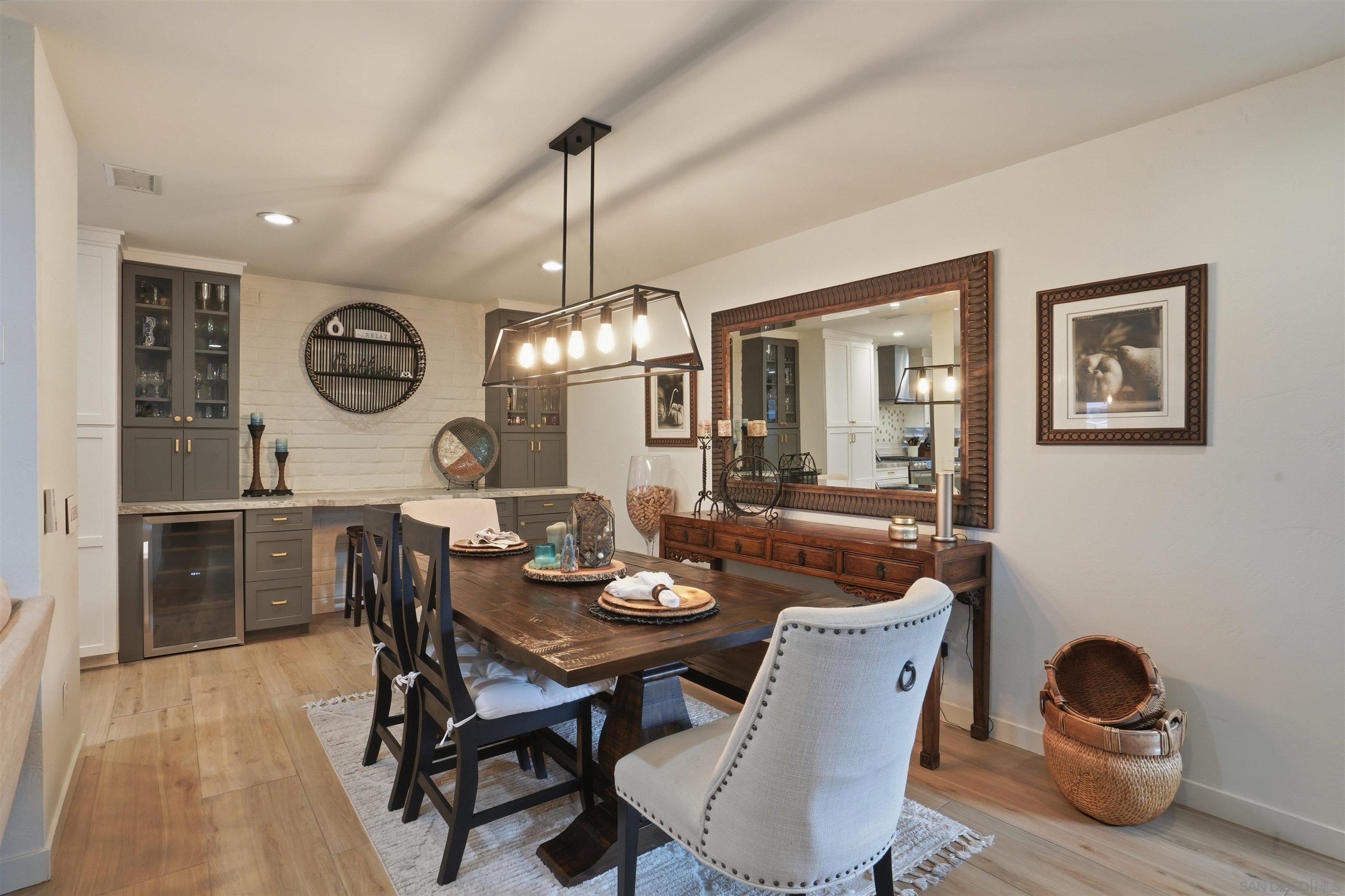 Detail Gallery Image 6 of 27 For 1442  La Linda Drive, San Marcos,  CA 92078 - 3 Beds | 2 Baths