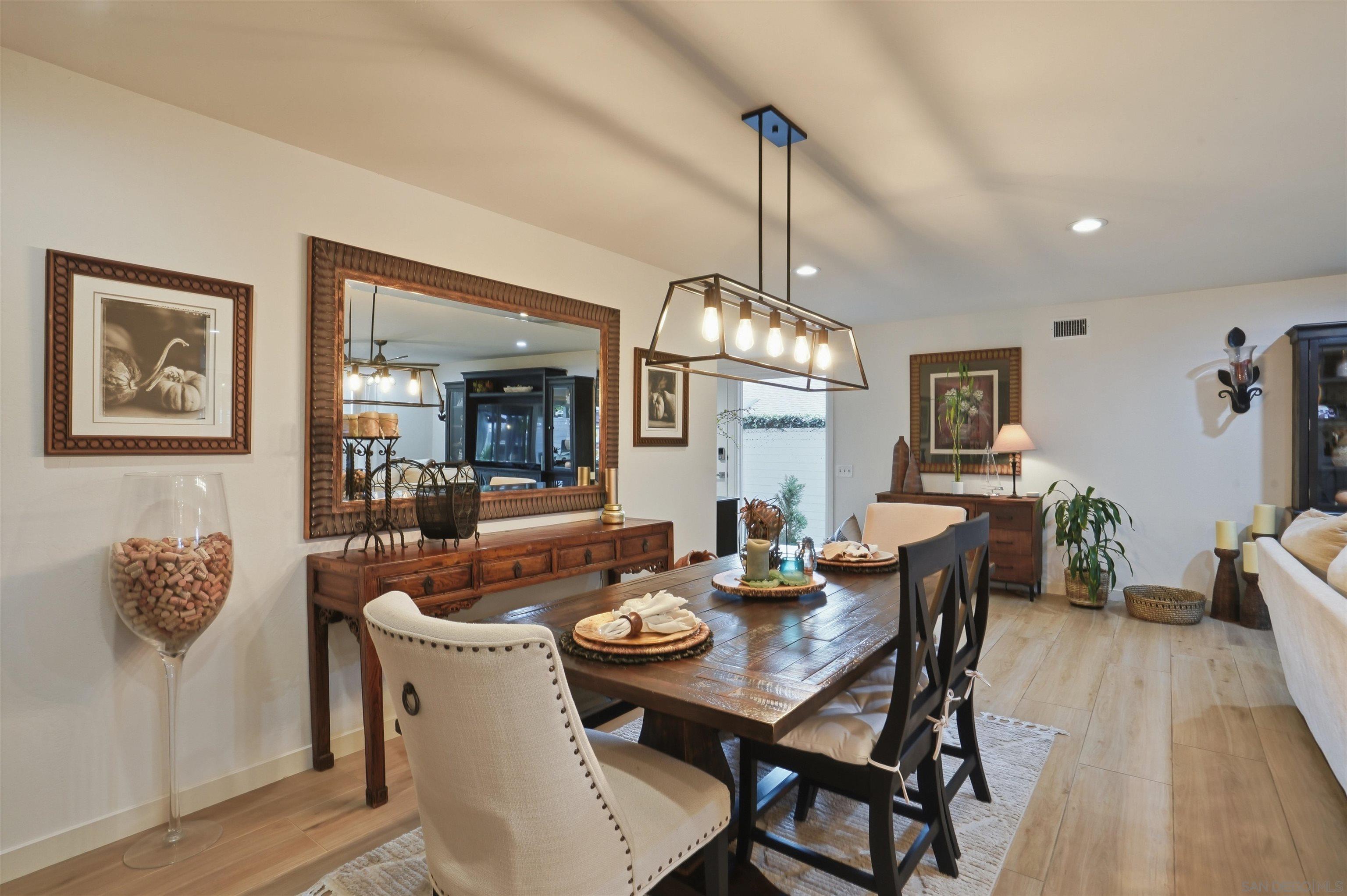 Detail Gallery Image 7 of 27 For 1442  La Linda Drive, San Marcos,  CA 92078 - 3 Beds | 2 Baths