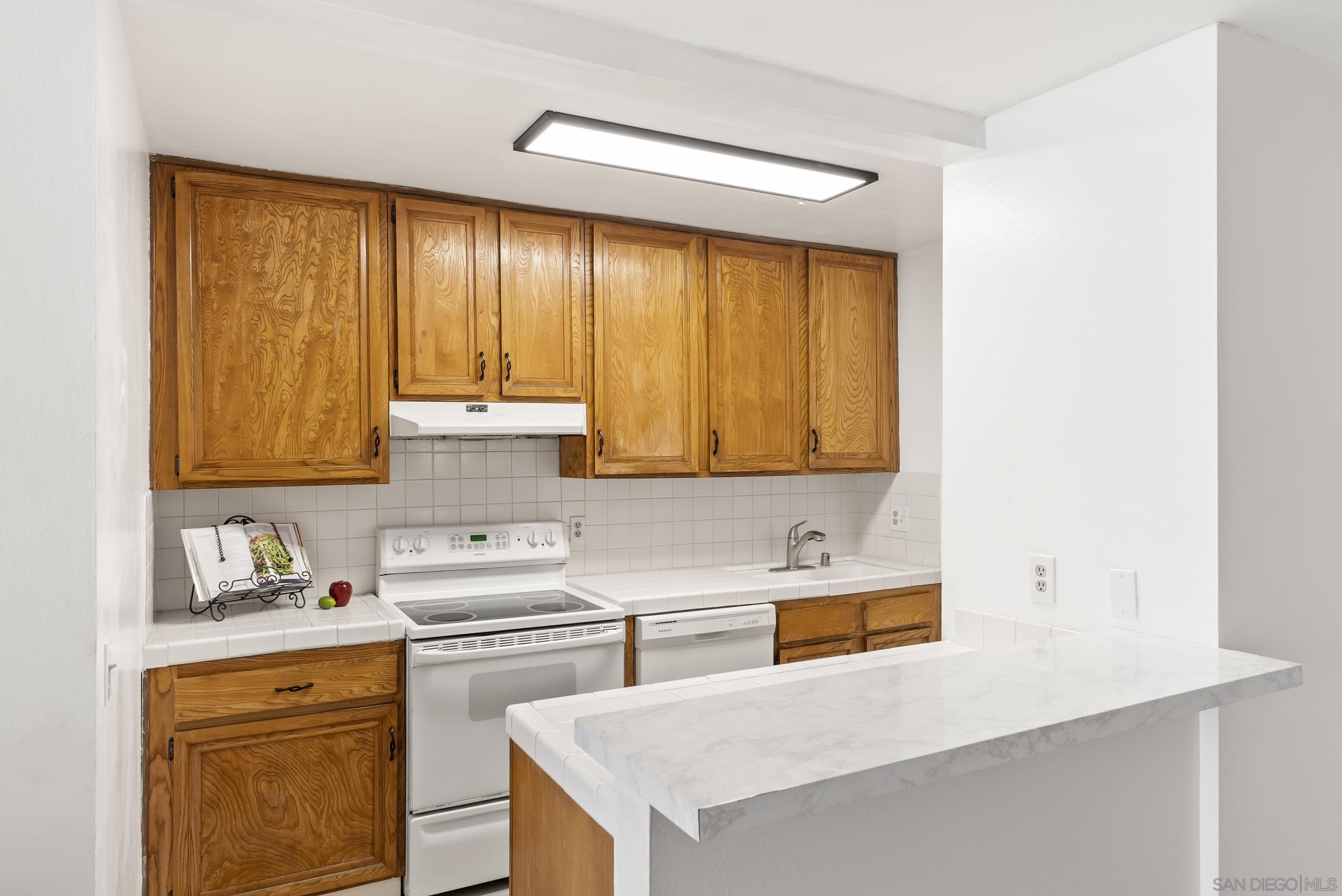 Detail Gallery Image 13 of 35 For 727  Sapphire St  #301,  San Diego,  CA 92109 - 2 Beds | 2 Baths