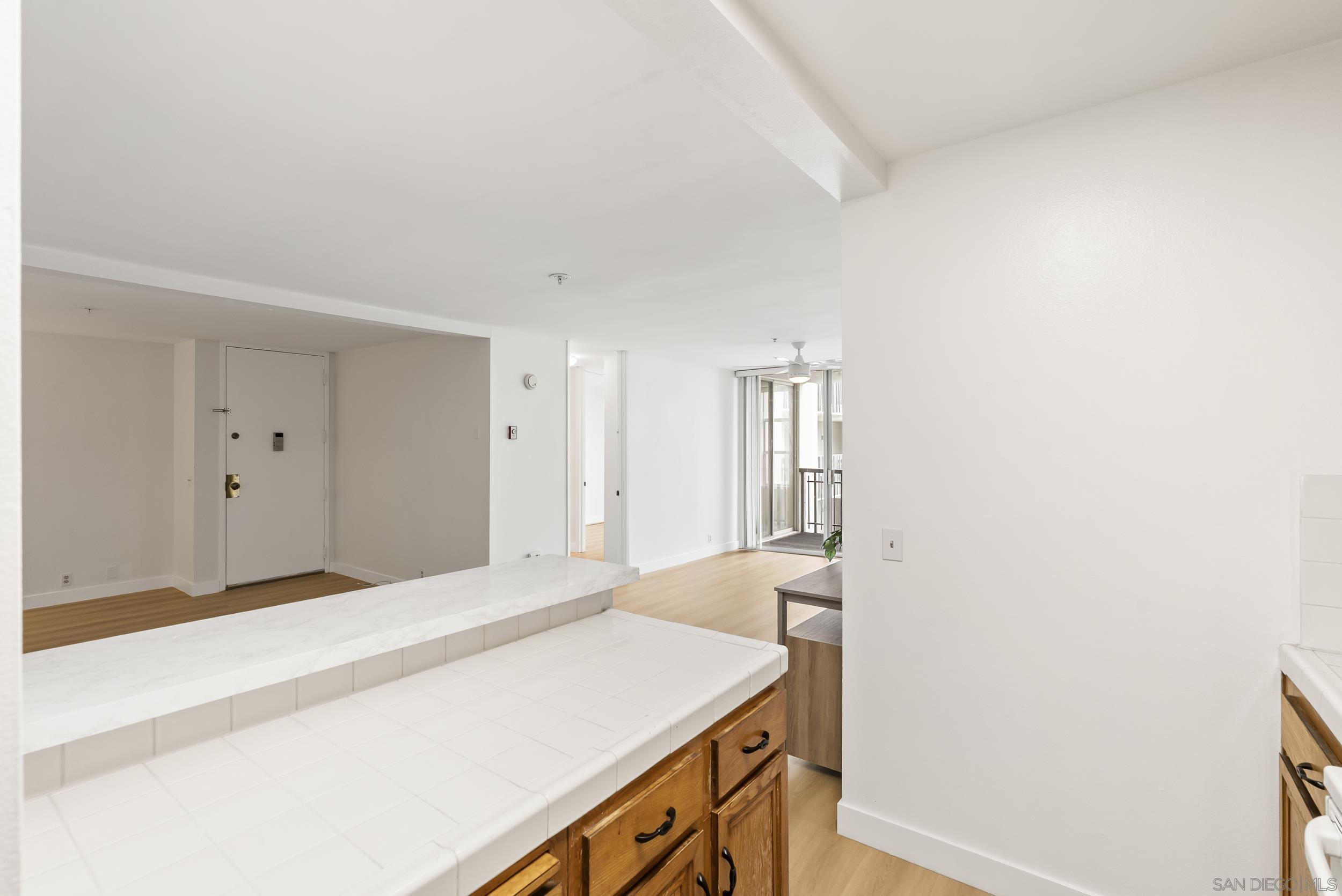 Detail Gallery Image 15 of 35 For 727  Sapphire St  #301,  San Diego,  CA 92109 - 2 Beds | 2 Baths