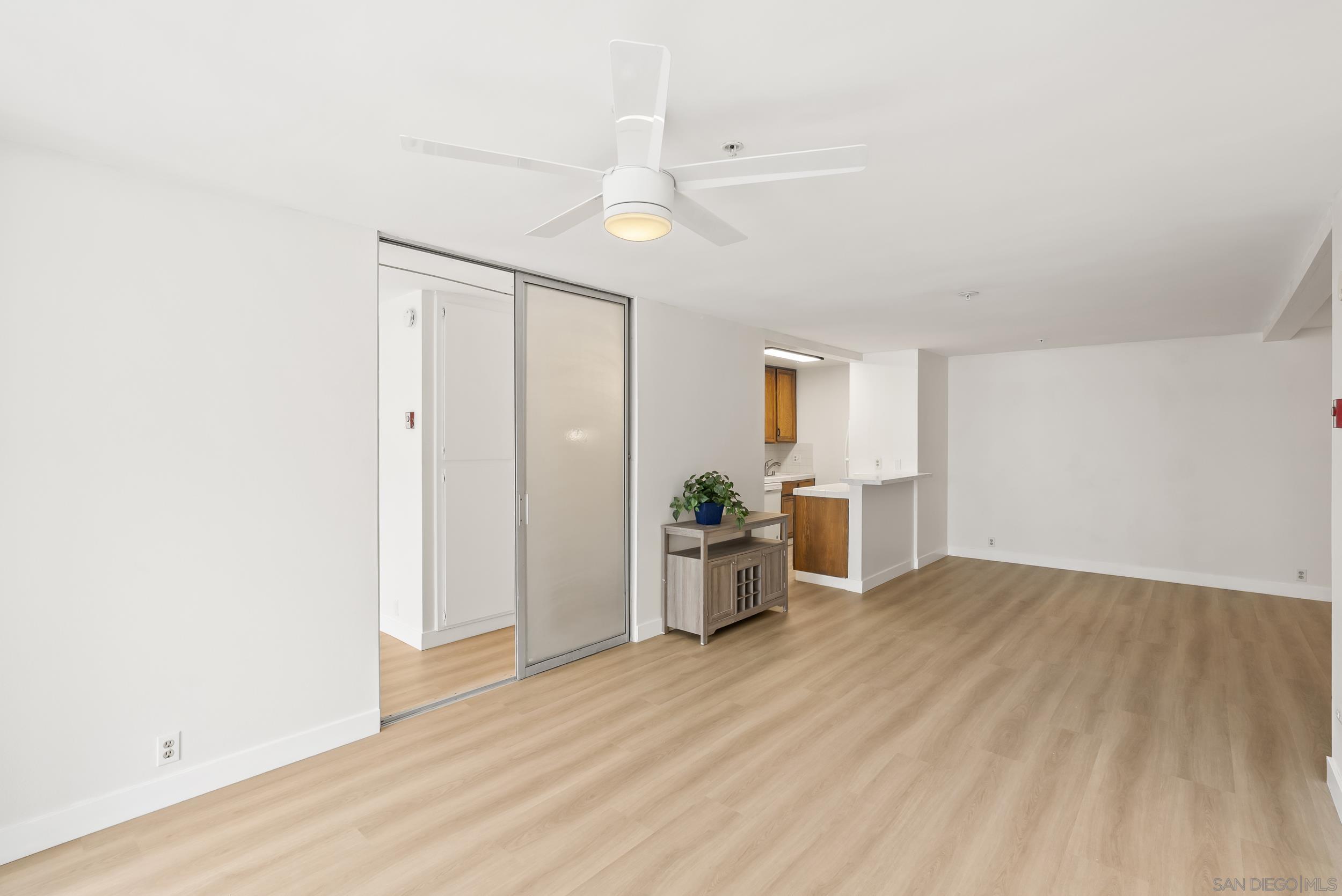 Detail Gallery Image 16 of 35 For 727  Sapphire St  #301,  San Diego,  CA 92109 - 2 Beds | 2 Baths