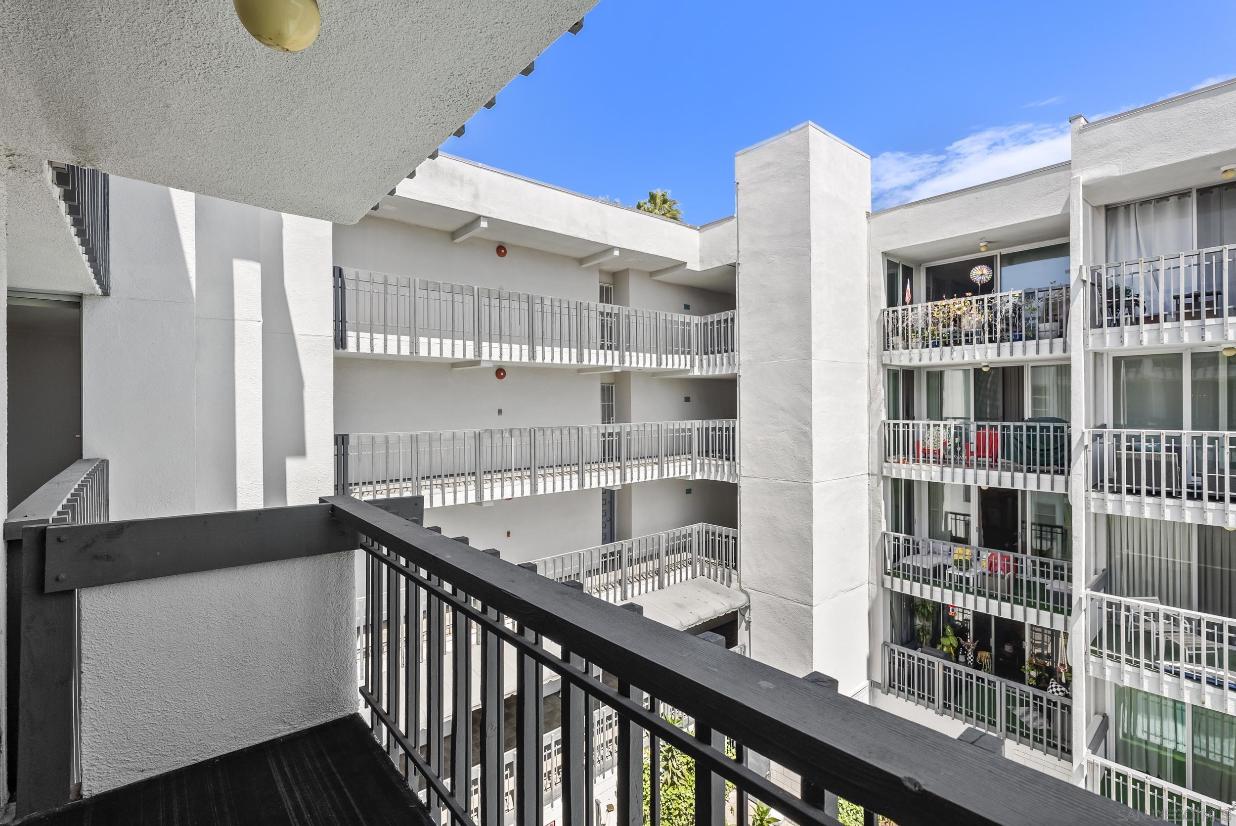 Detail Gallery Image 27 of 35 For 727  Sapphire St  #301,  San Diego,  CA 92109 - 2 Beds | 2 Baths