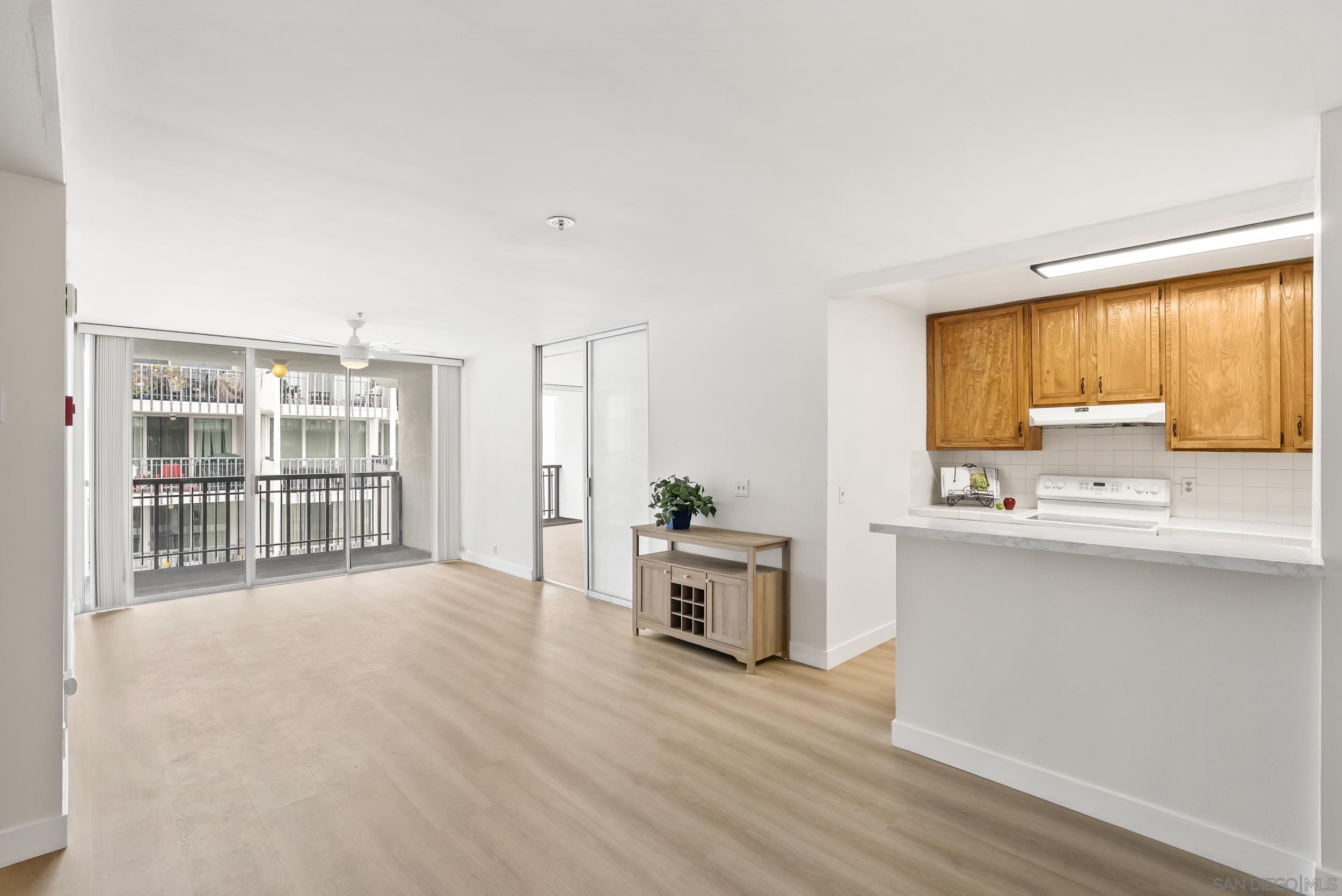 Detail Gallery Image 9 of 35 For 727  Sapphire St  #301,  San Diego,  CA 92109 - 2 Beds | 2 Baths