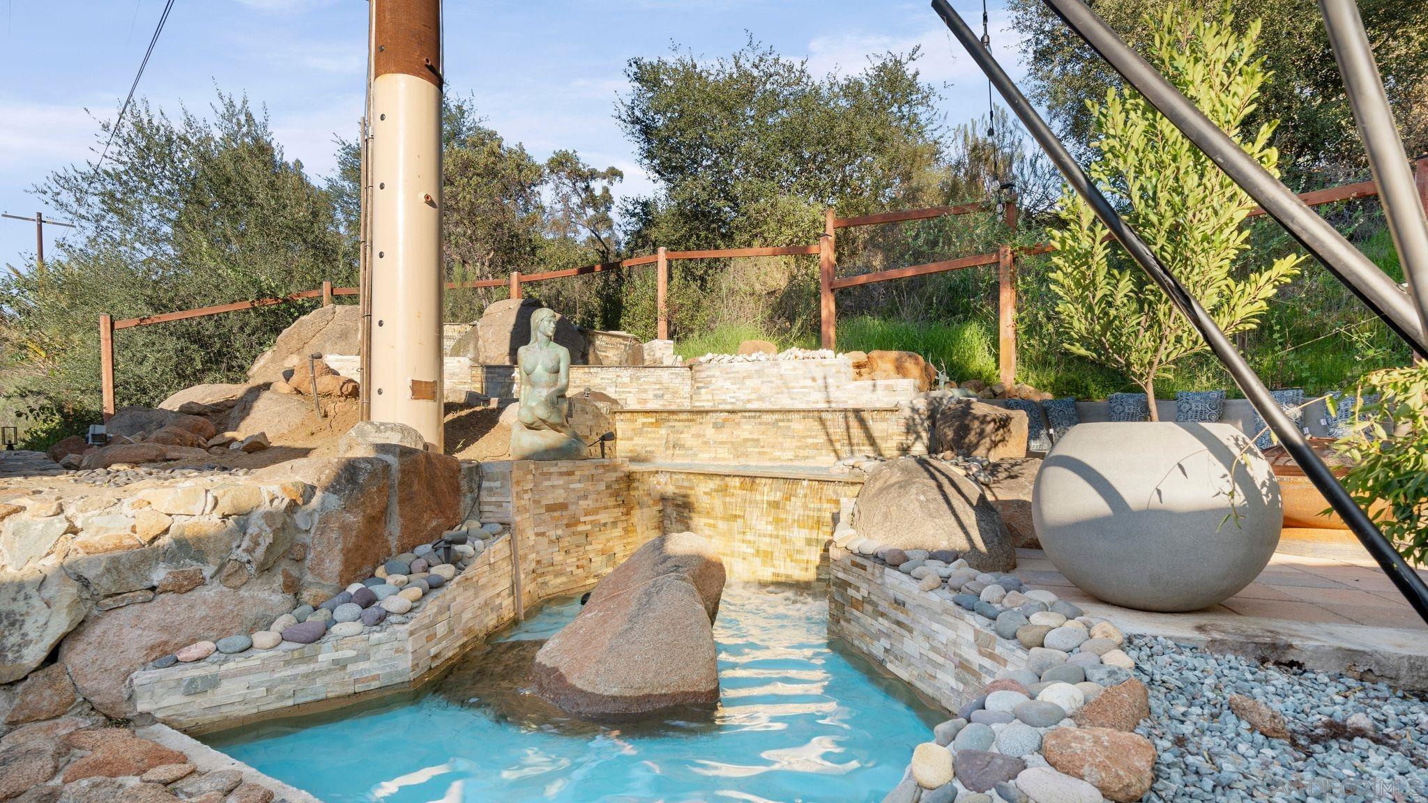 Detail Gallery Image 5 of 74 For 1165  Midway Dr, Alpine,  CA 91901 - 4 Beds | 4 Baths