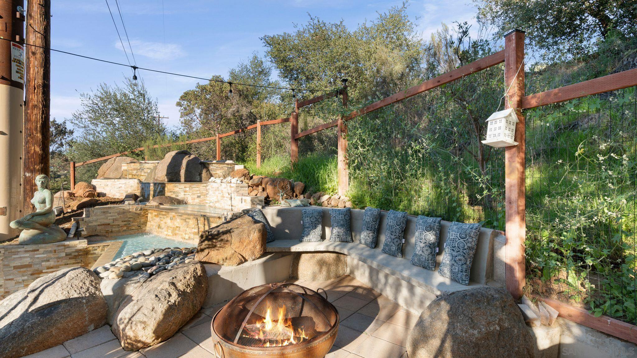 Detail Gallery Image 7 of 74 For 1165  Midway Dr, Alpine,  CA 91901 - 4 Beds | 4 Baths