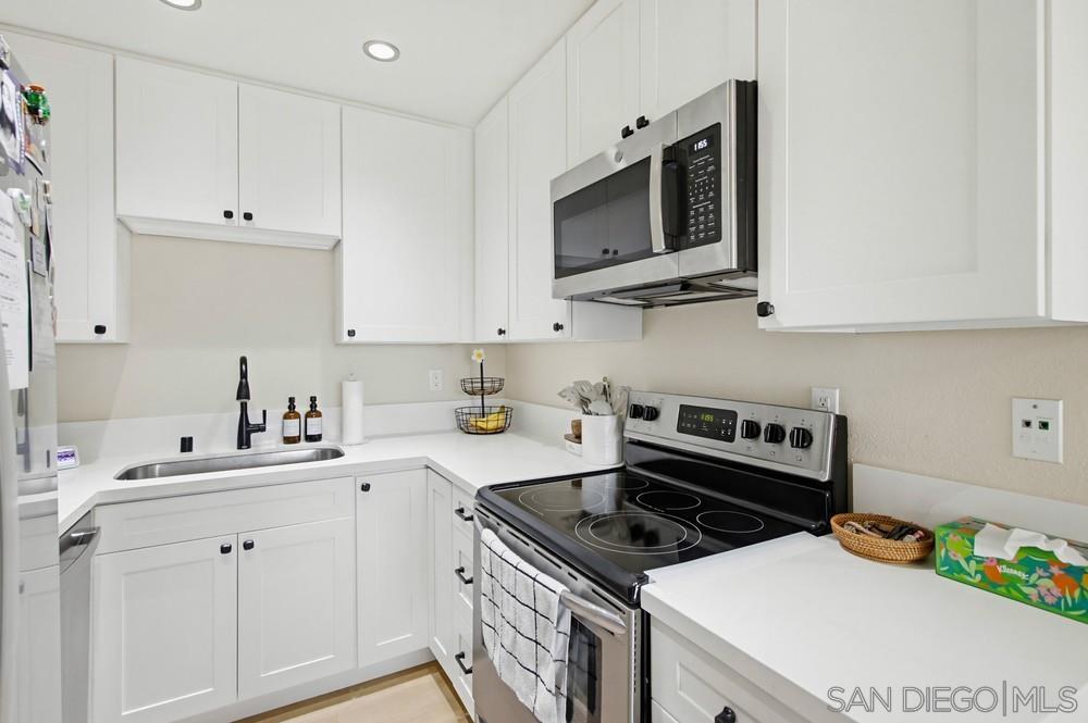 Detail Gallery Image 8 of 28 For 7620  Stalmer Street  #106,  San Diego,  CA 92111 - 3 Beds | 2 Baths