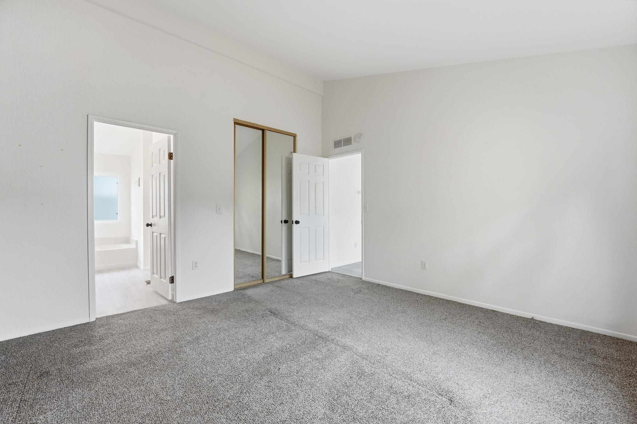 Detail Gallery Image 12 of 28 For 14955  Avenida Venusto  #85,  San Diego,  CA 92128 - 3 Beds | 2 Baths