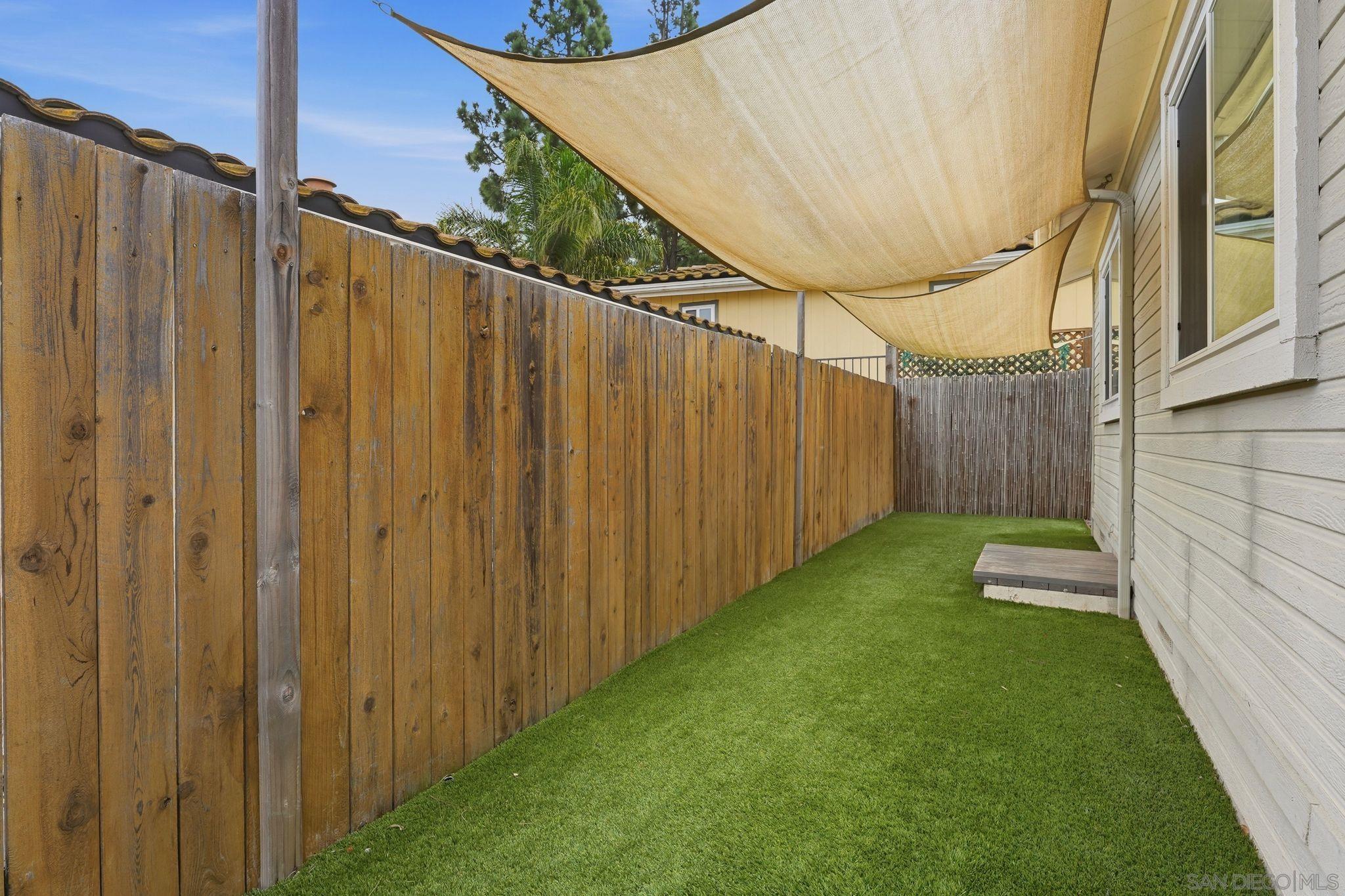 Detail Gallery Image 19 of 28 For 14955  Avenida Venusto  #85,  San Diego,  CA 92128 - 3 Beds | 2 Baths