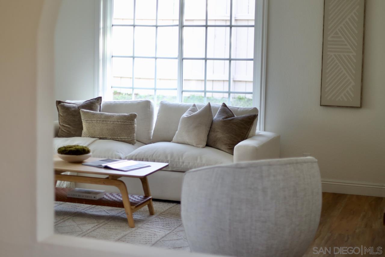 Detail Gallery Image 14 of 34 For 8907  Taurus Place, San Diego,  CA 92126 - 5 Beds | 3 Baths