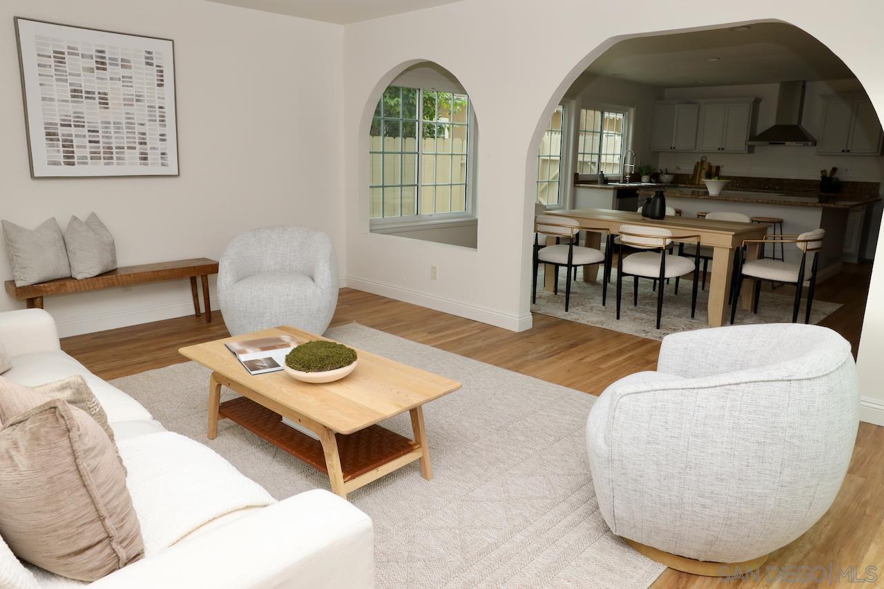 Detail Gallery Image 16 of 34 For 8907  Taurus Place, San Diego,  CA 92126 - 5 Beds | 3 Baths