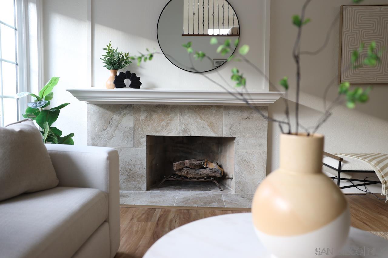 Detail Gallery Image 5 of 34 For 8907  Taurus Place, San Diego,  CA 92126 - 5 Beds | 3 Baths