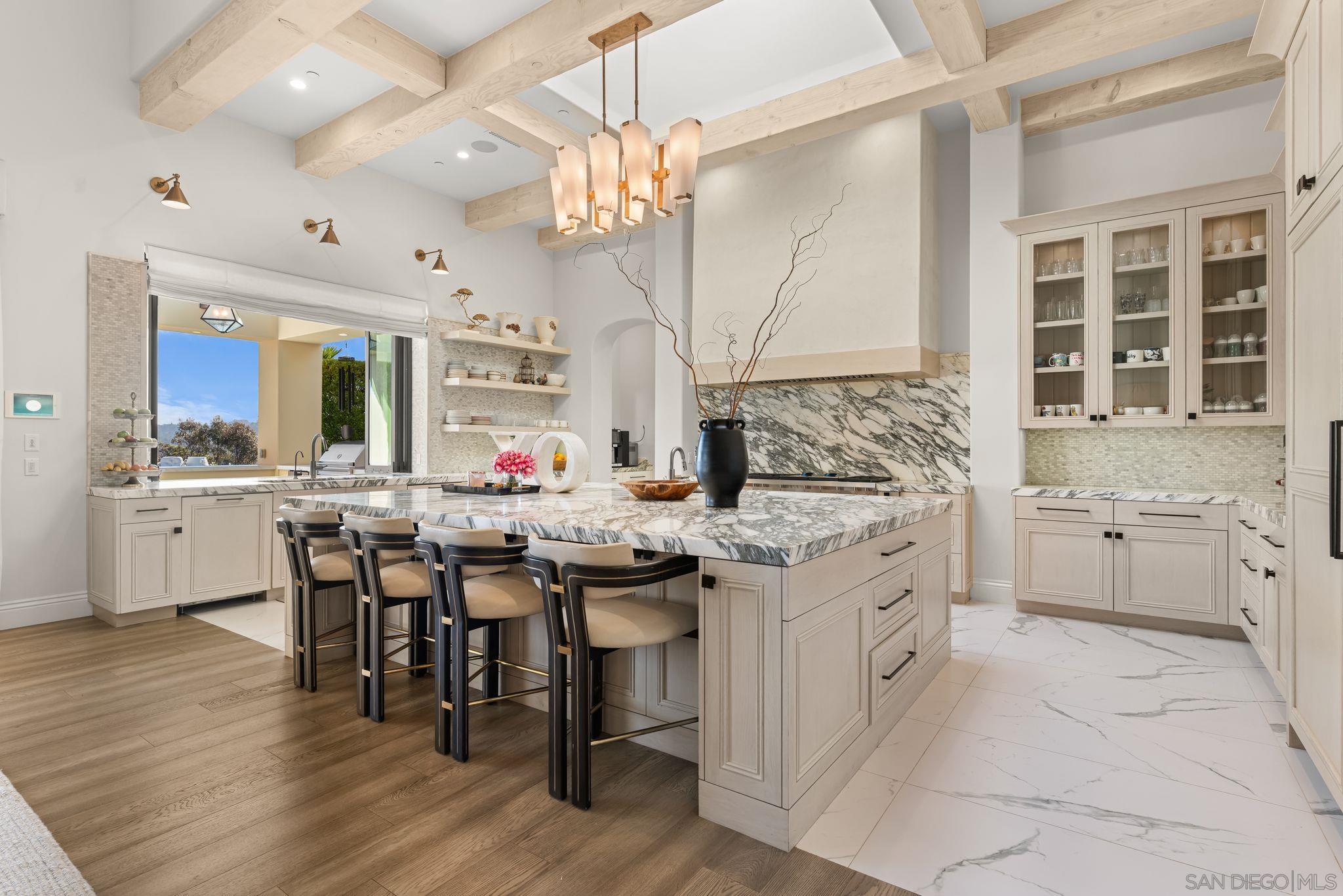 Detail Gallery Image 12 of 39 For 16640  El Camino Real, Rancho Santa Fe,  CA 92067 - 6 Beds | 8/1 Baths