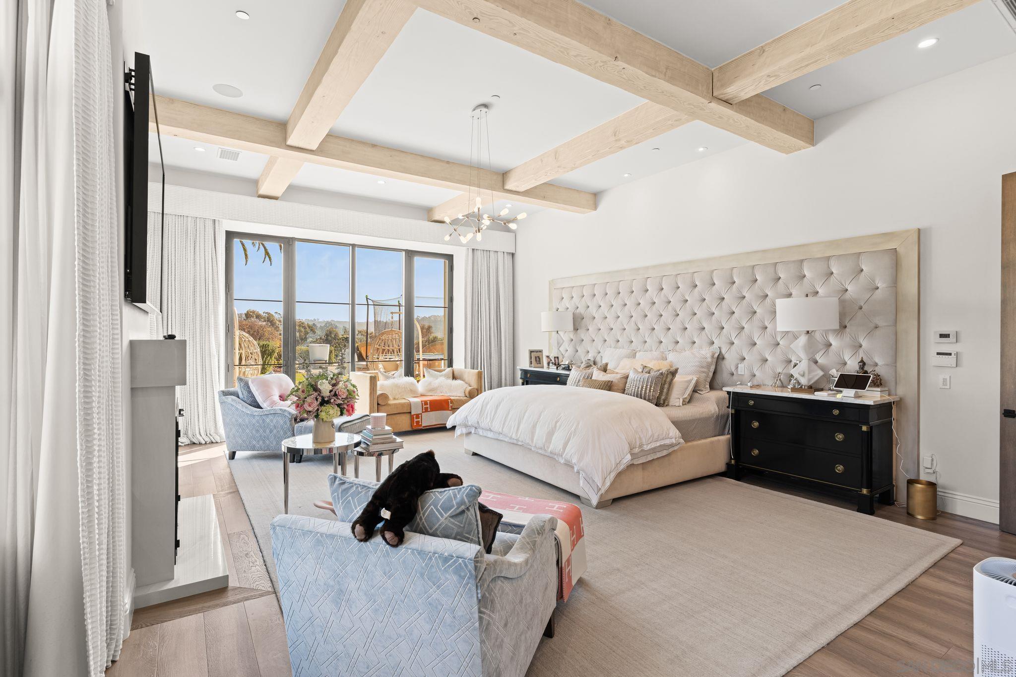 Detail Gallery Image 19 of 39 For 16640  El Camino Real, Rancho Santa Fe,  CA 92067 - 6 Beds | 8/1 Baths