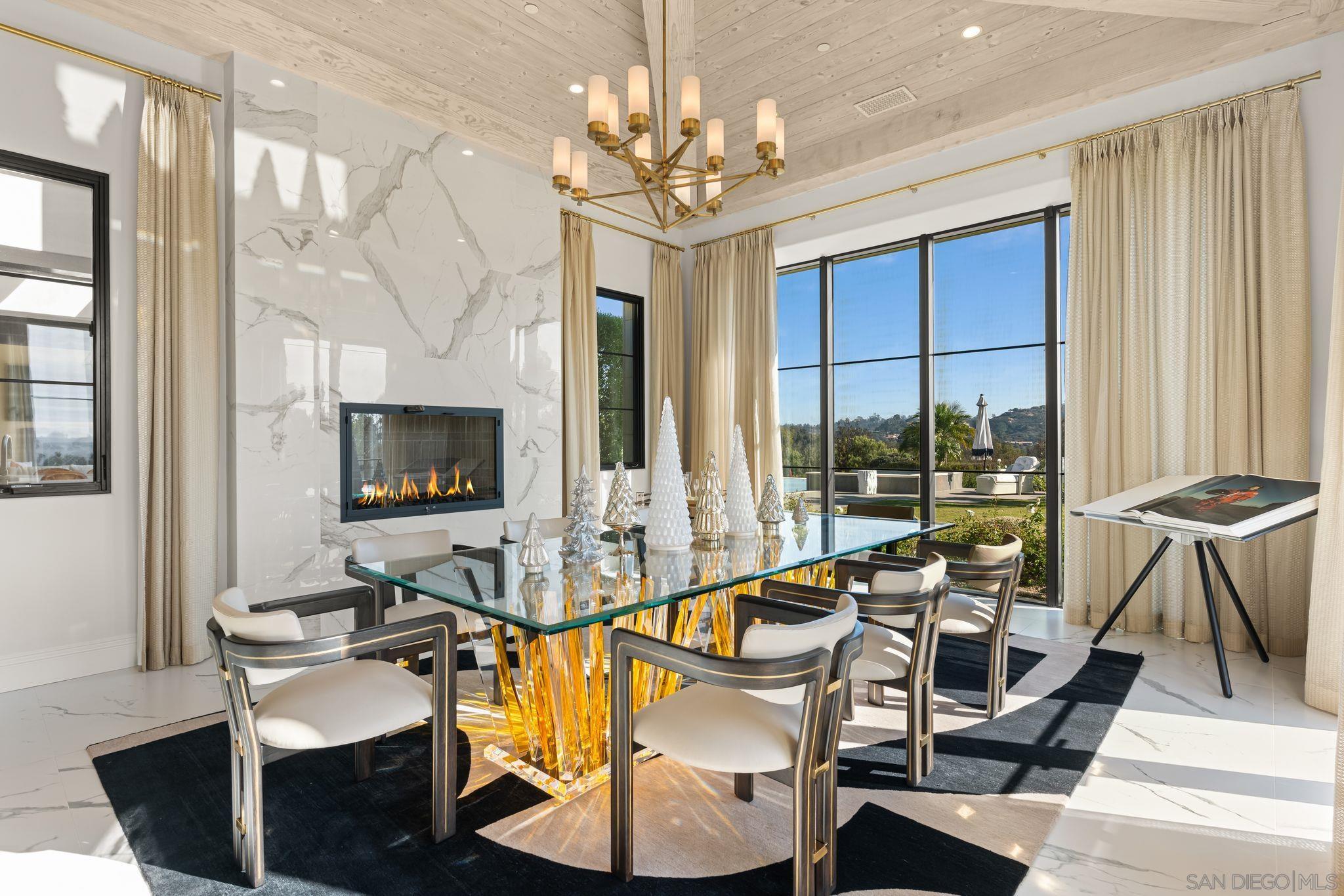 Detail Gallery Image 24 of 39 For 16640  El Camino Real, Rancho Santa Fe,  CA 92067 - 6 Beds | 8/1 Baths