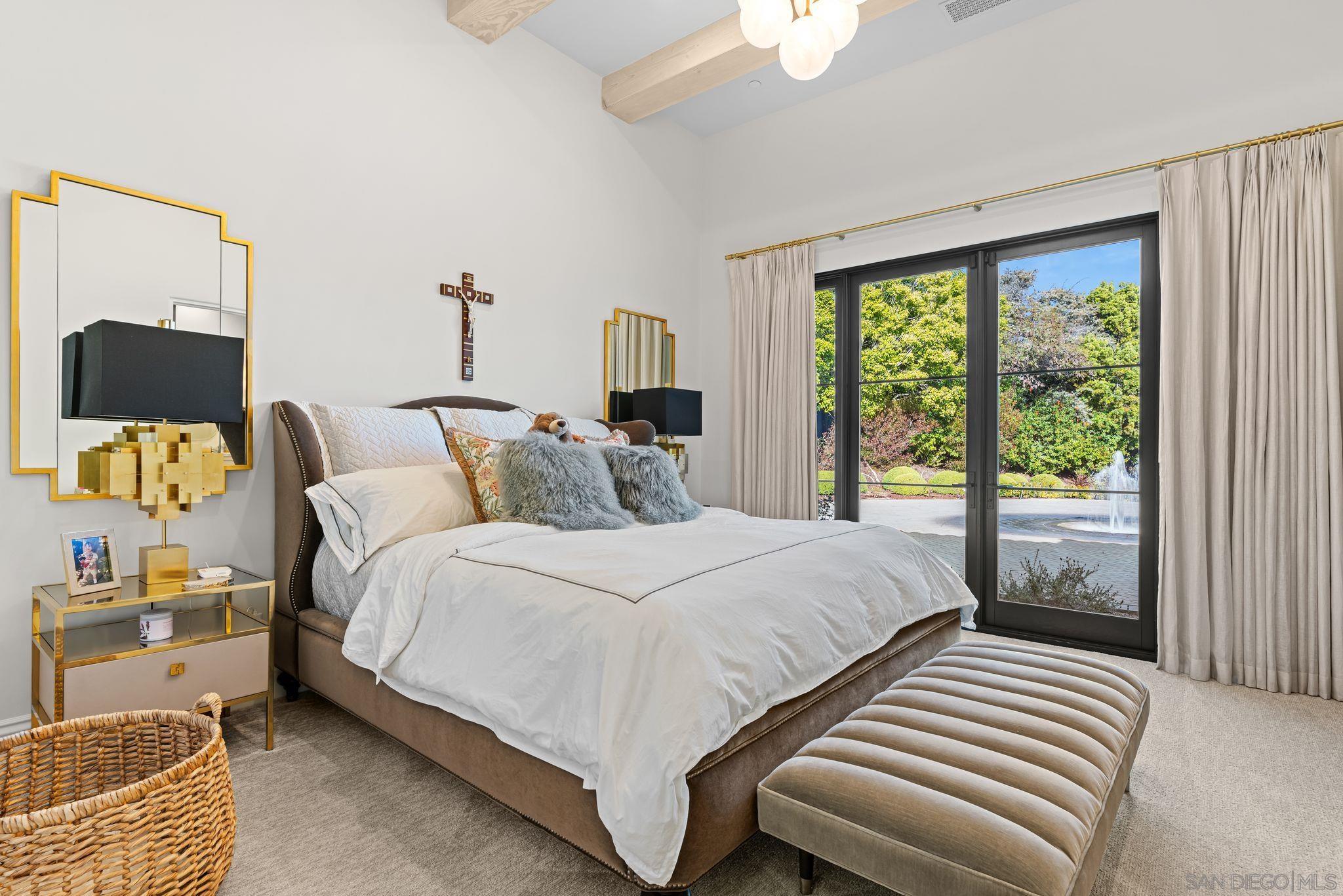 Detail Gallery Image 27 of 39 For 16640  El Camino Real, Rancho Santa Fe,  CA 92067 - 6 Beds | 8/1 Baths