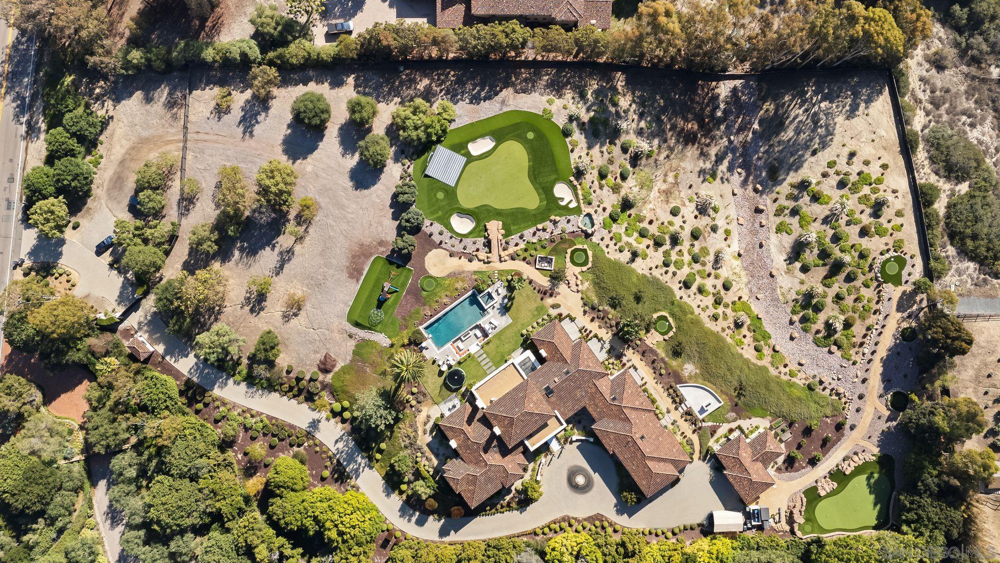 Detail Gallery Image 7 of 39 For 16640  El Camino Real, Rancho Santa Fe,  CA 92067 - 6 Beds | 8/1 Baths