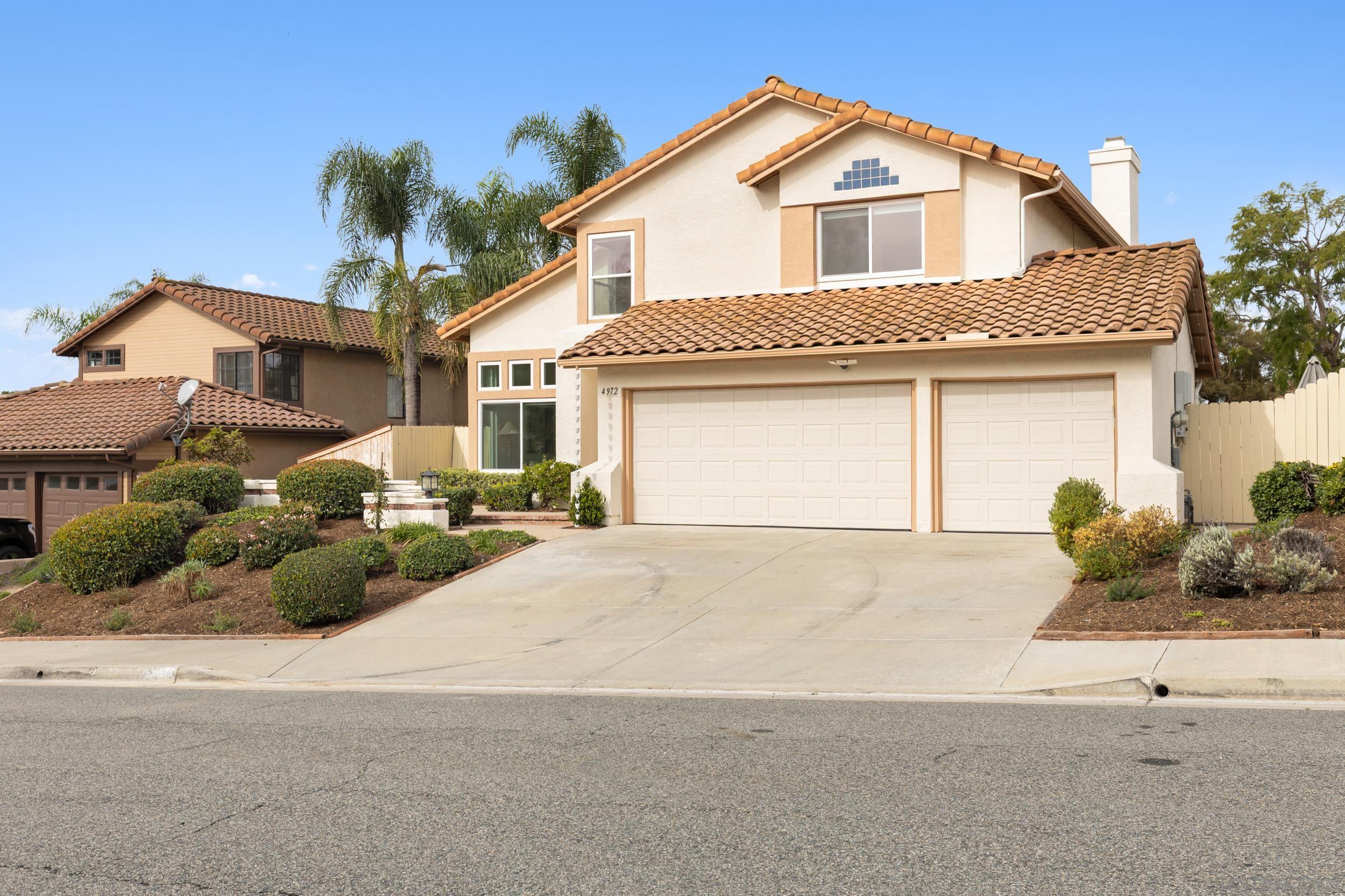 Detail Gallery Image 3 of 28 For 4972  Calle Sobrado, Oceanside,  CA 92056 - 4 Beds | 2/1 Baths