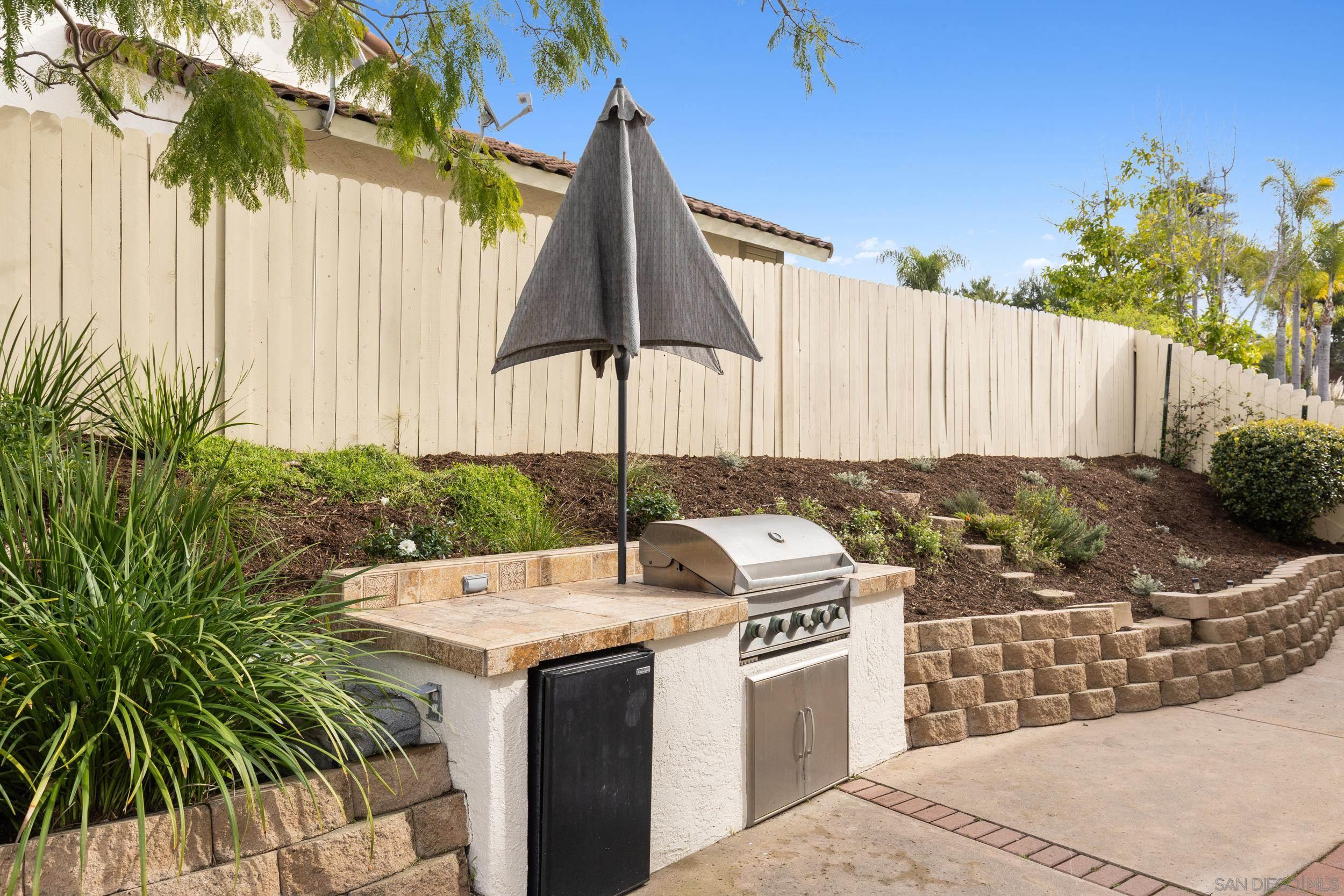 Detail Gallery Image 23 of 28 For 4972  Calle Sobrado, Oceanside,  CA 92056 - 4 Beds | 2/1 Baths