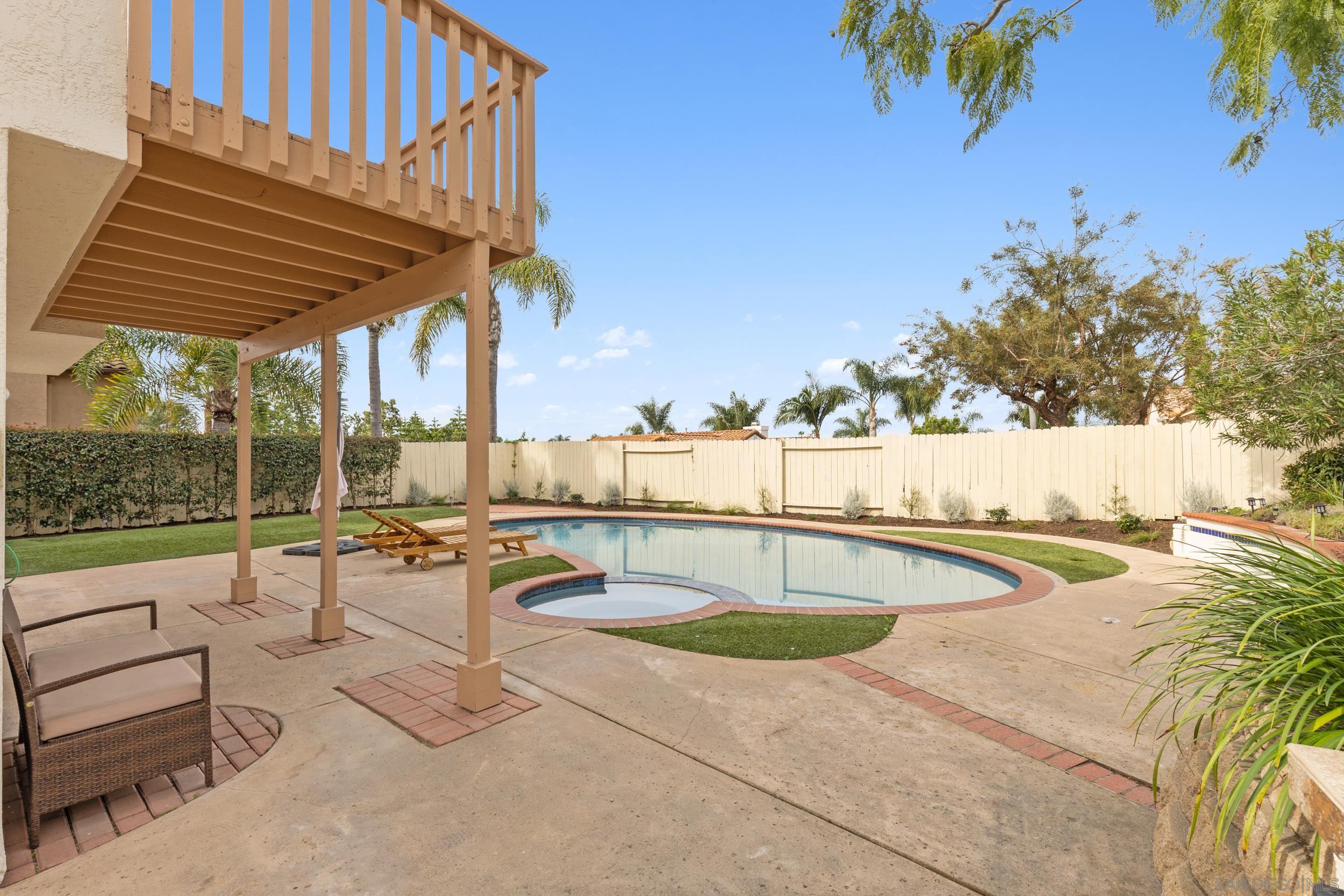 Detail Gallery Image 24 of 28 For 4972  Calle Sobrado, Oceanside,  CA 92056 - 4 Beds | 2/1 Baths