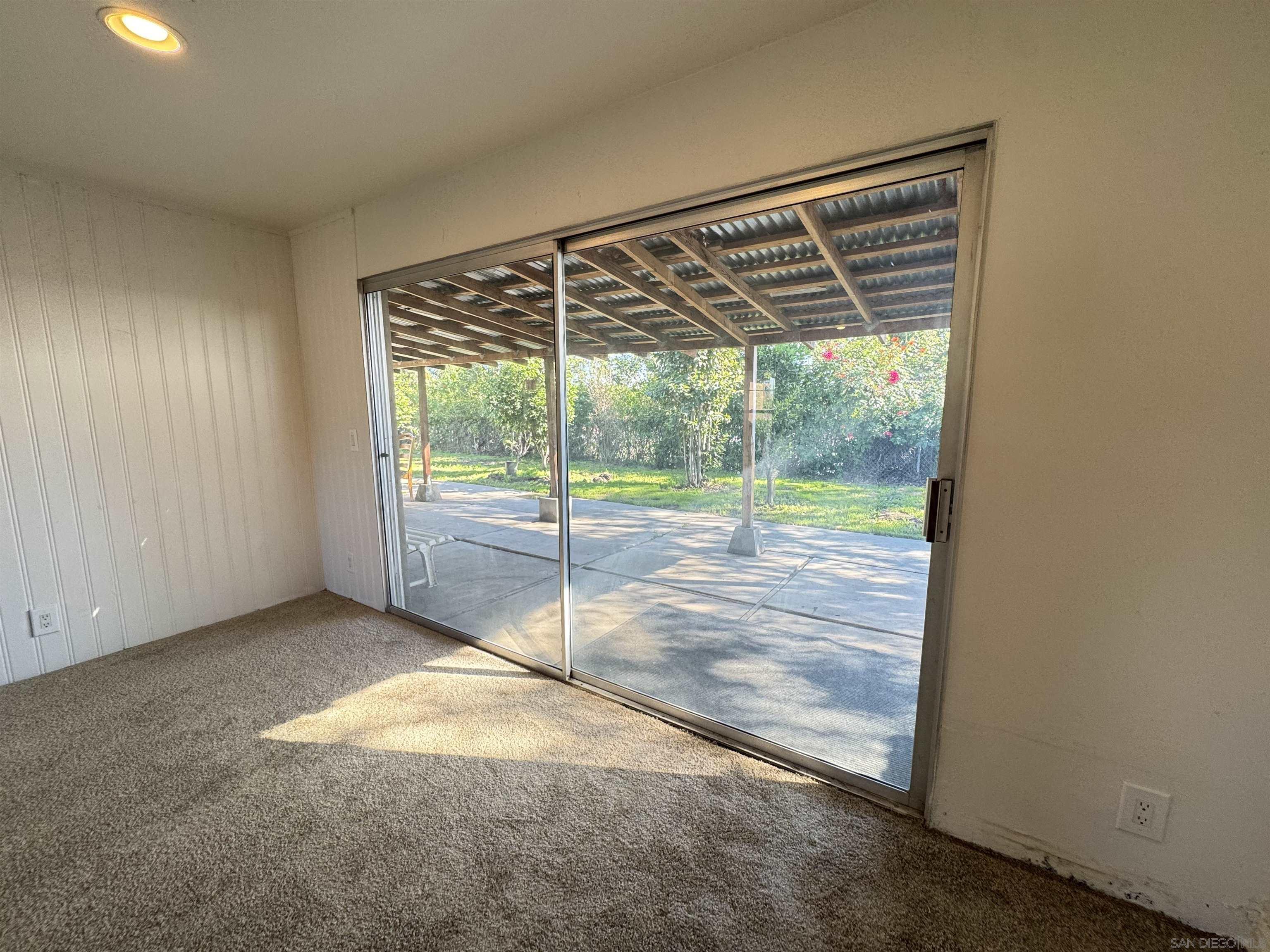 Detail Gallery Image 13 of 41 For 1531  View Pointe, Escondido,  CA 92027 - 5 Beds | 2 Baths