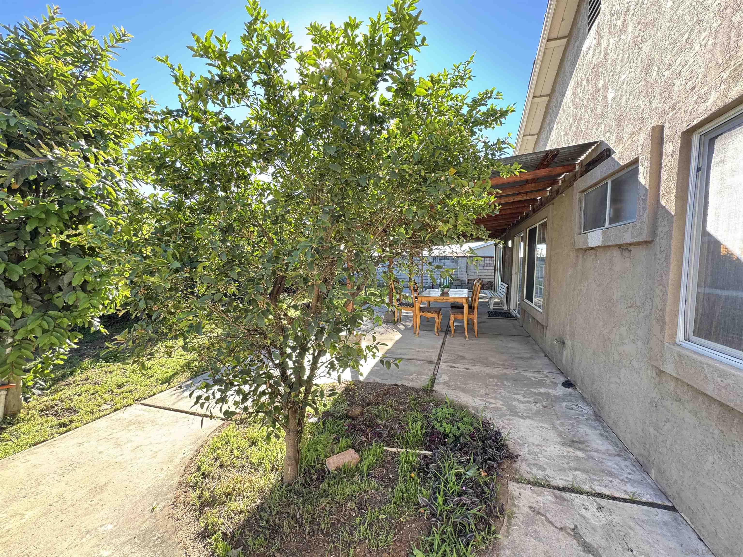 Detail Gallery Image 36 of 41 For 1531  View Pointe, Escondido,  CA 92027 - 5 Beds | 2 Baths