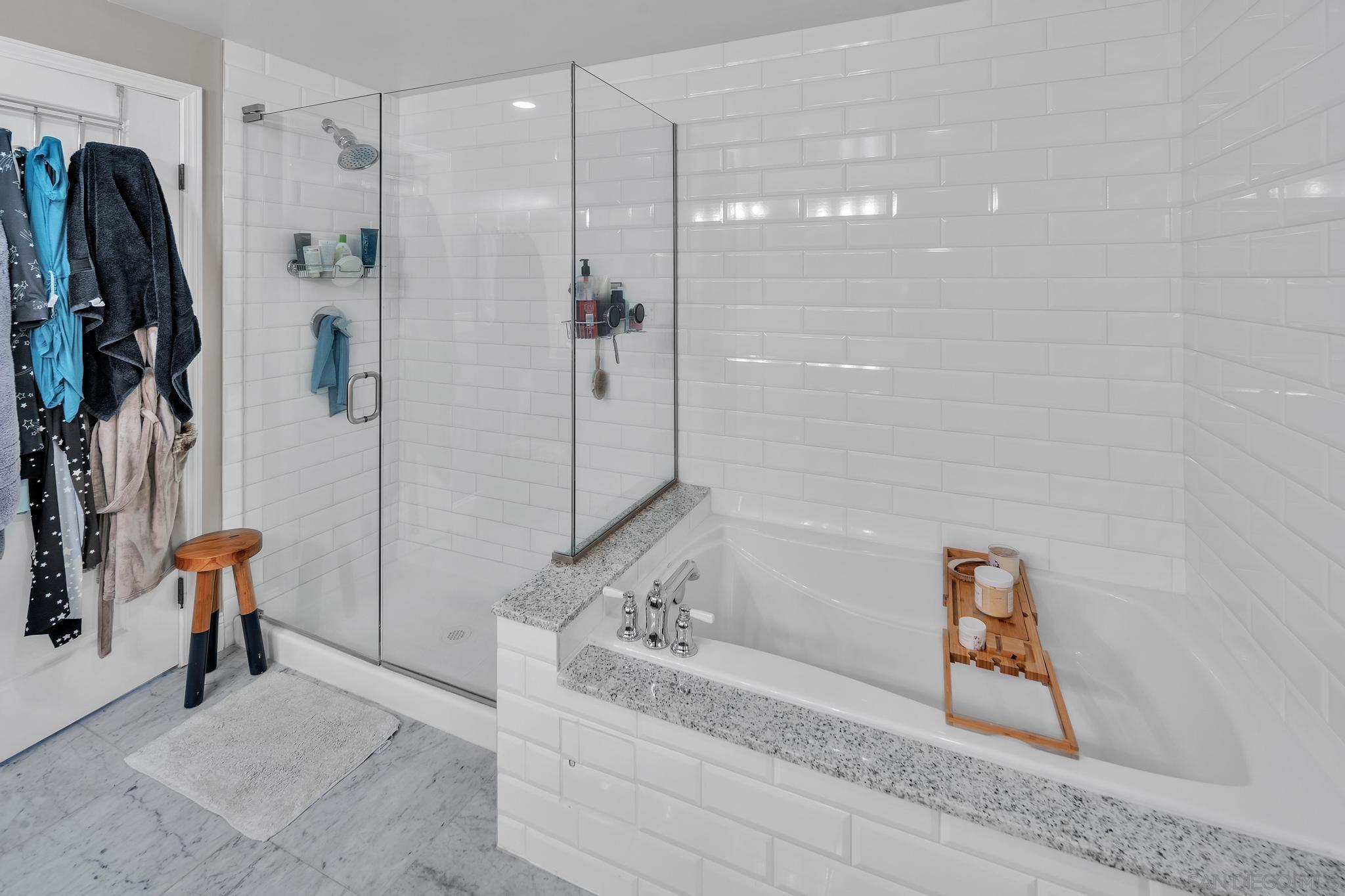 Detail Gallery Image 17 of 29 For 1431  Pacific Hwy  413, San Diego,  CA 92101 - 2 Beds | 2/1 Baths