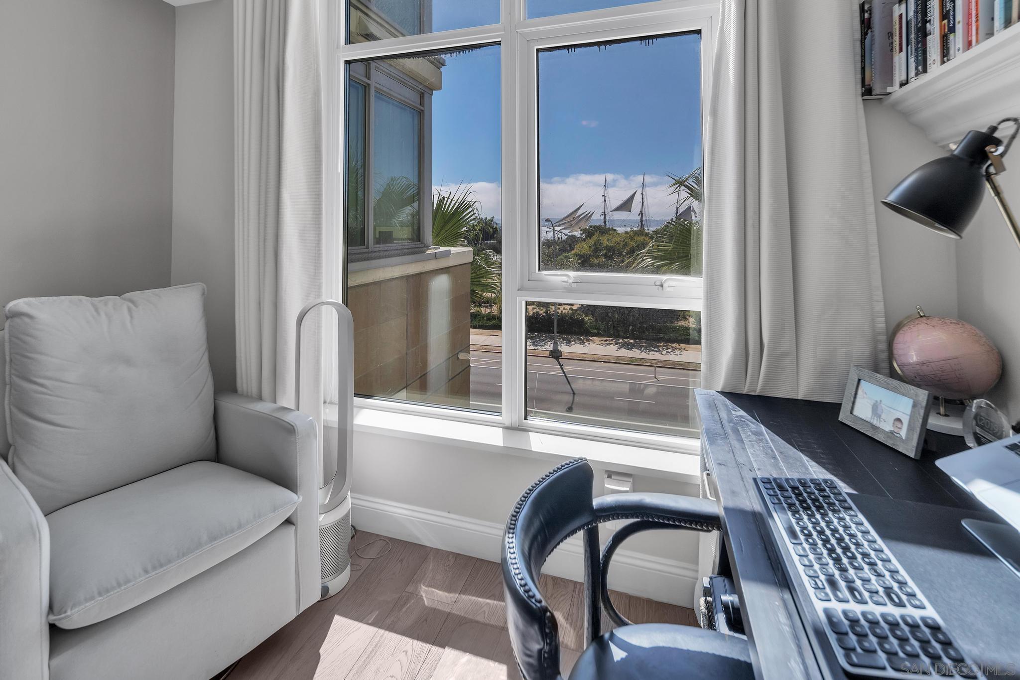 Detail Gallery Image 23 of 29 For 1431  Pacific Hwy  413, San Diego,  CA 92101 - 2 Beds | 2/1 Baths